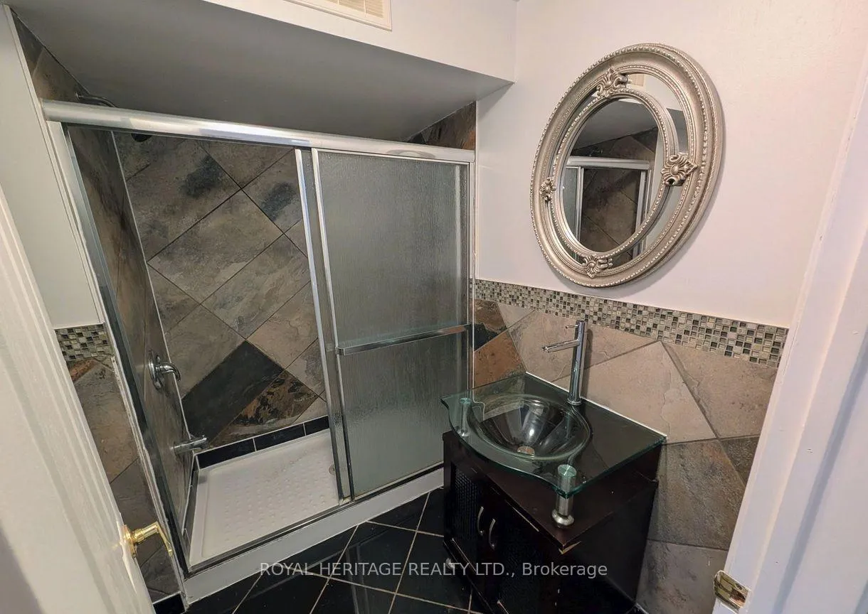 Photo 5 of 46 Solace Road, Markham, Greensborough — HOMEH