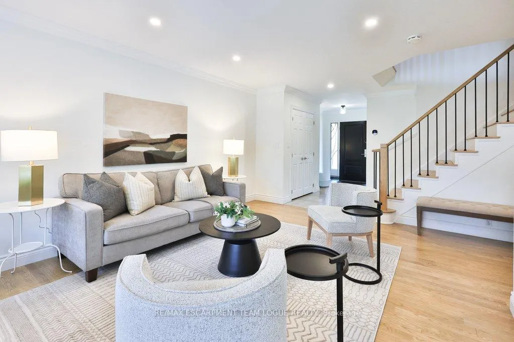 Photo 8 of 2266 Elmside Crescent, Burlington, Orchard — HOMEH