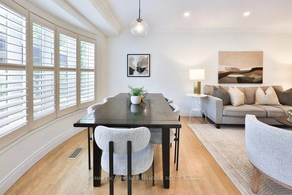 Photo 9 of 2266 Elmside Crescent, Burlington, Orchard — HOMEH