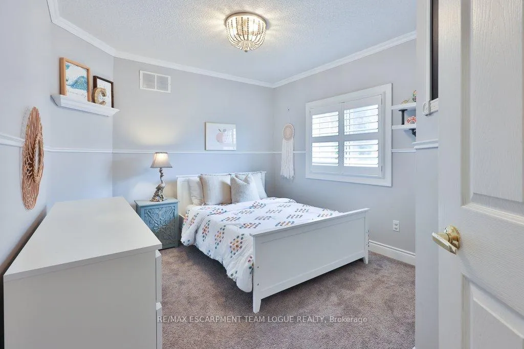 Photo 26 of 2266 Elmside Crescent, Burlington, Orchard — HOMEH