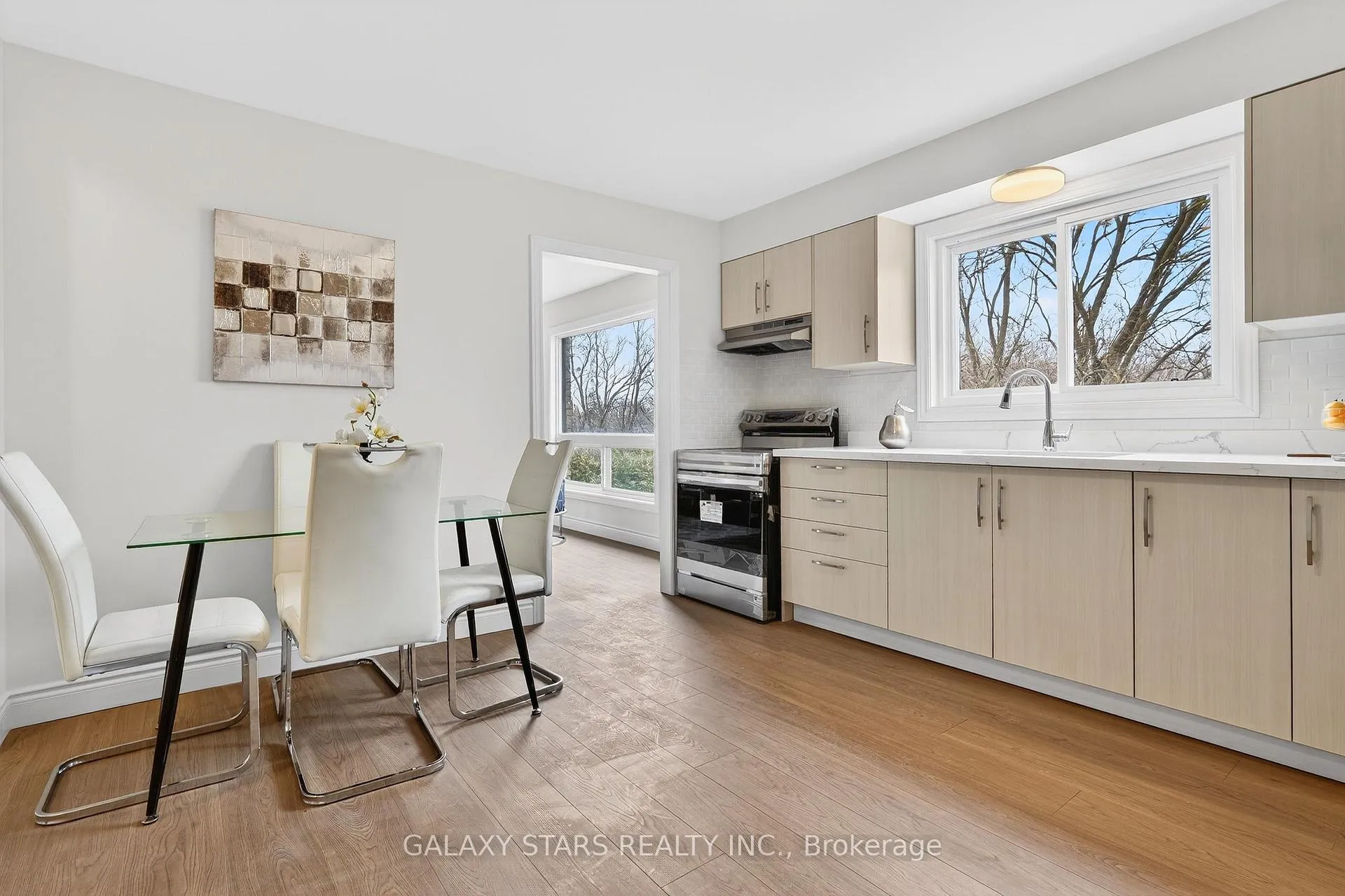 Photo 8 of Unit 28, 506 Normandy Street, Oshawa, Central — HOMEH