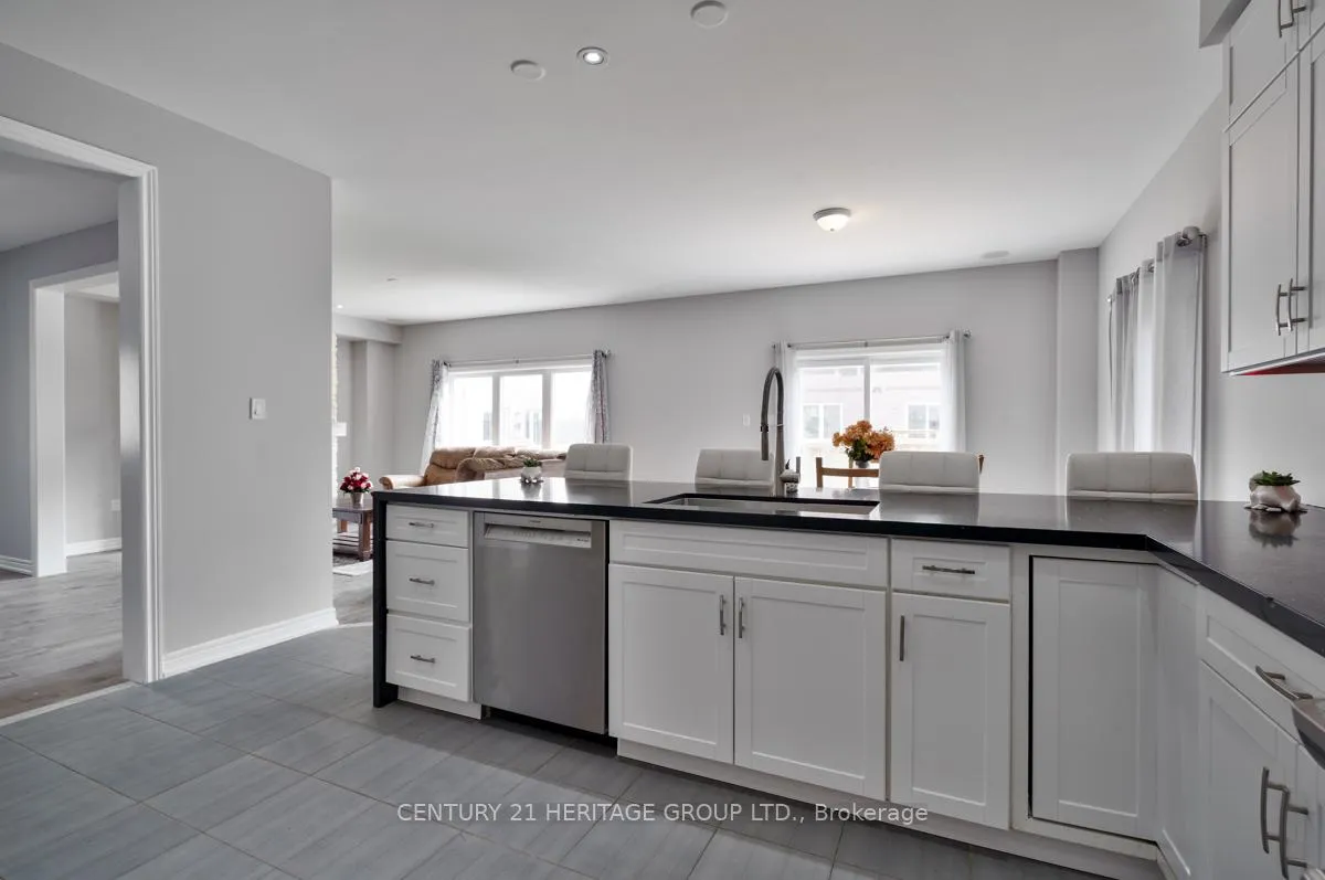 Photo 9 of 33 Prosser Crescent, Georgina, Sutton & Jackson's Point — HOMEH