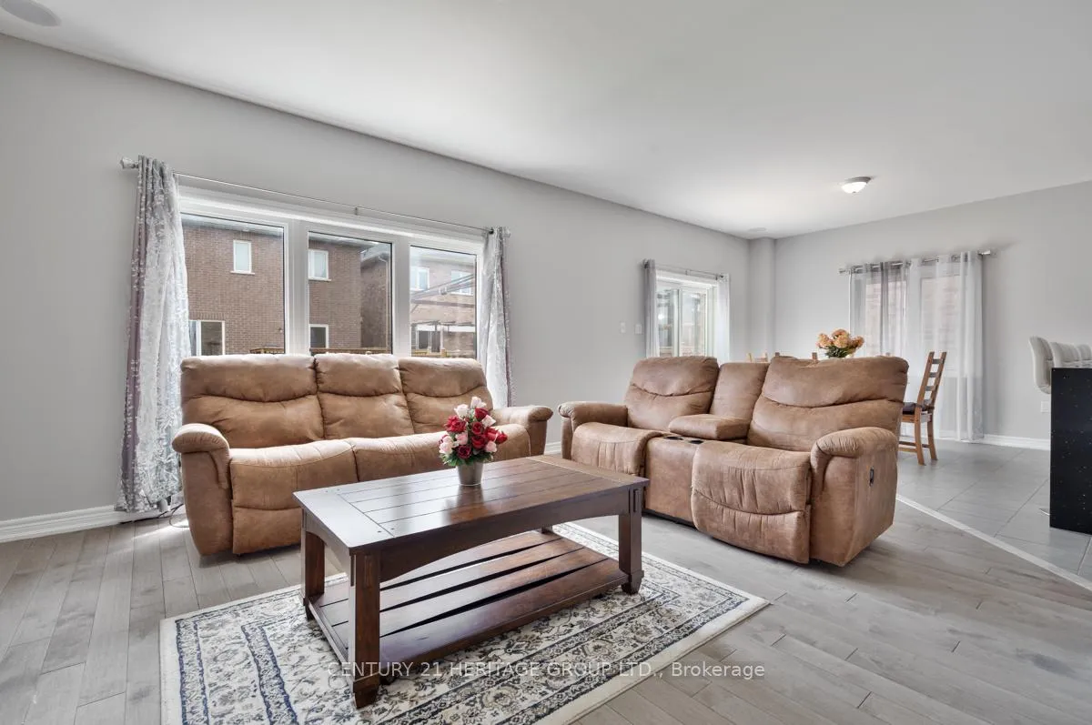 Photo 14 of 33 Prosser Crescent, Georgina, Sutton & Jackson's Point — HOMEH