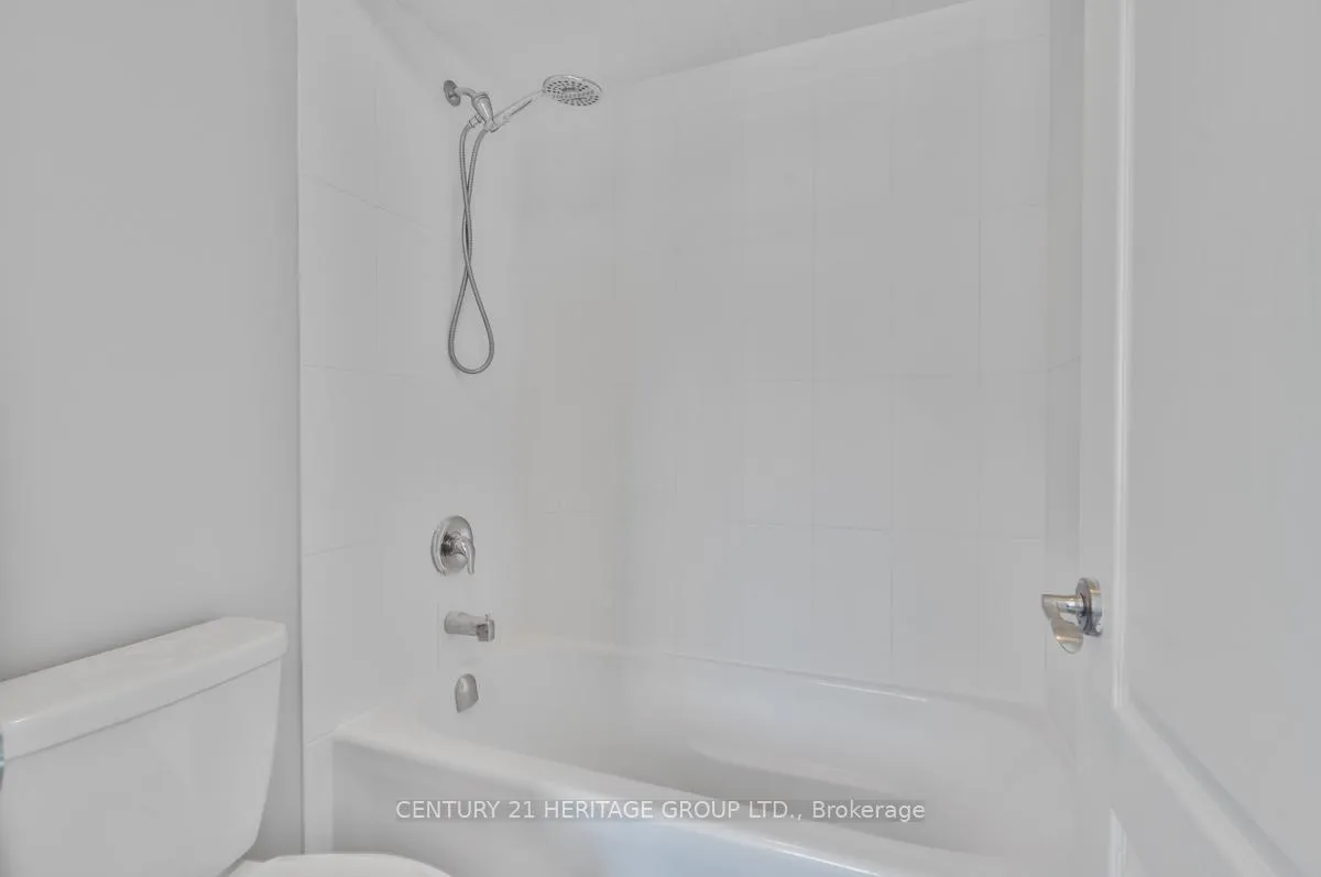 Photo 25 of 33 Prosser Crescent, Georgina, Sutton & Jackson's Point — HOMEH