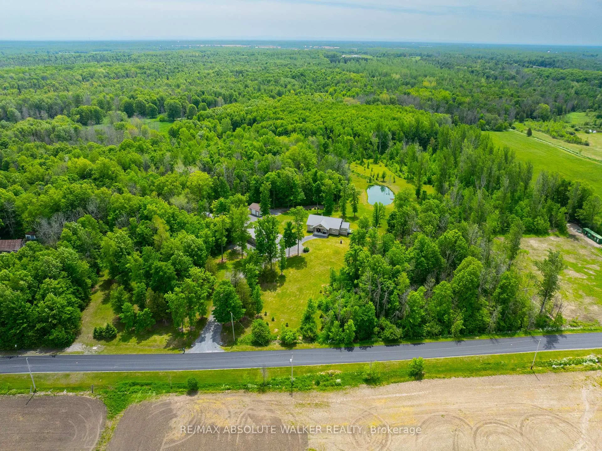 Photo 4 of 18668 Kenyon Concession 2 Road, North Glengarry, North Glengarry (Kenyon) Twp — HOMEH