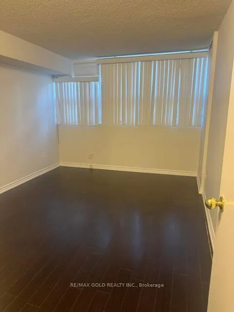 Photo 4 of Unit 206, 8 Lisa Street, Brampton, Queen Street Corridor — HOMEH