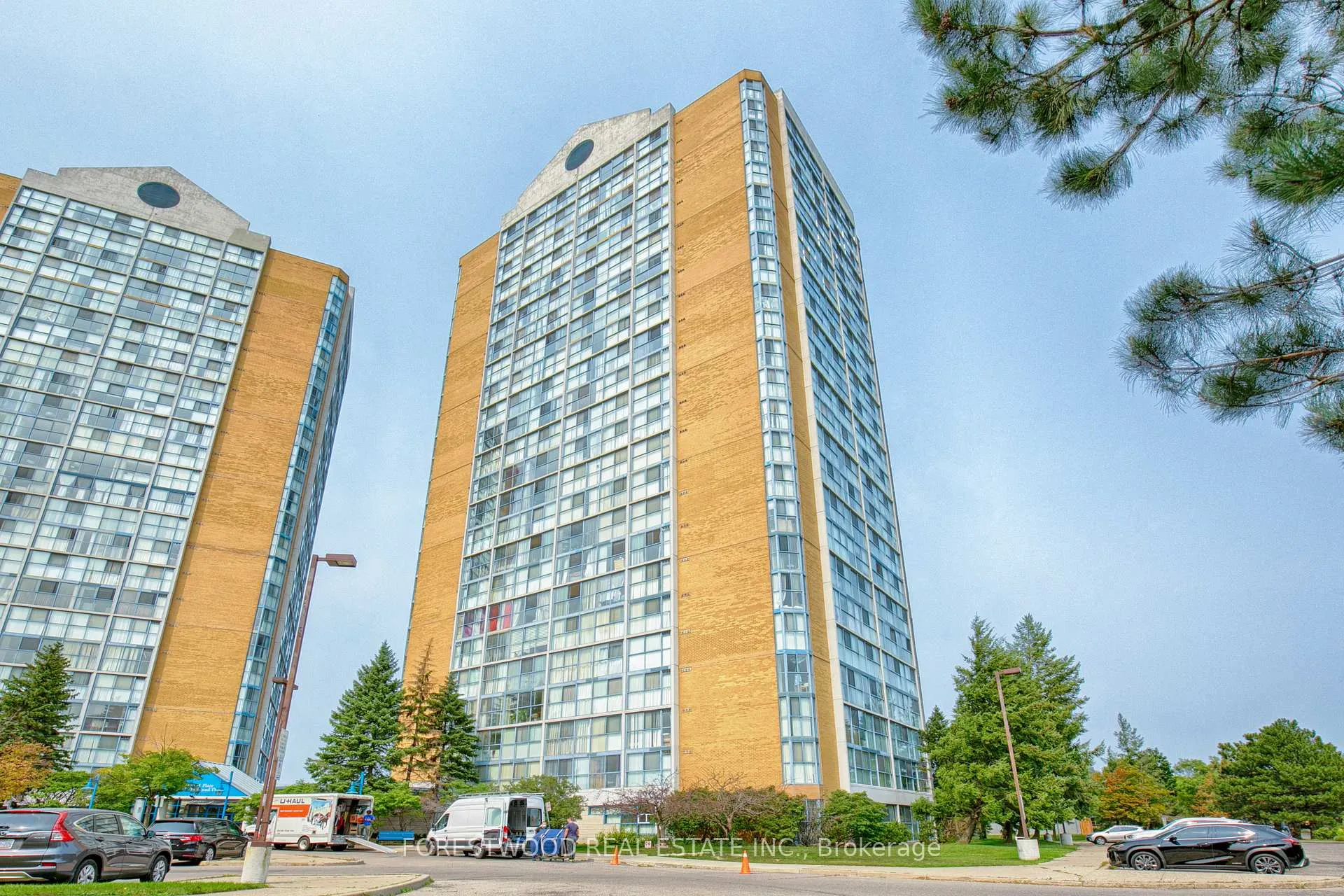 Photo 1 of Unit 711, 35 Trailwood Drive, Mississauga, Hurontario — HOMEH