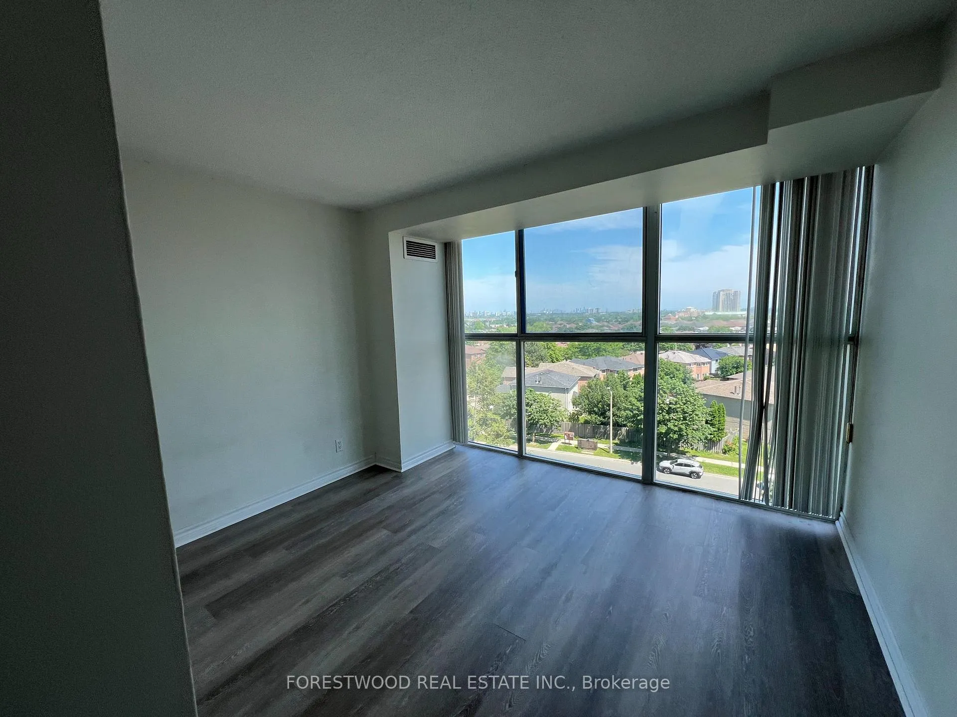 Photo 16 of Unit 711, 35 Trailwood Drive, Mississauga, Hurontario — HOMEH
