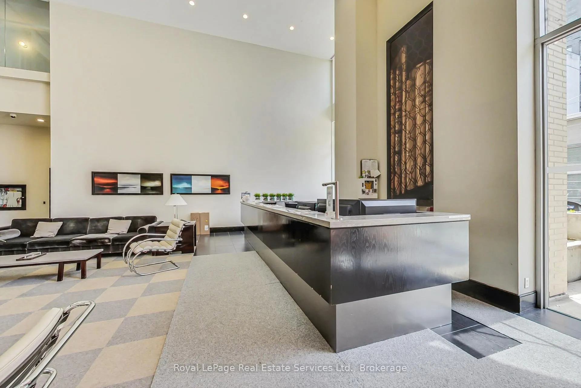 Photo 23 of Unit 402, 438 King Street W, Toronto, Waterfront Communities — HOMEH