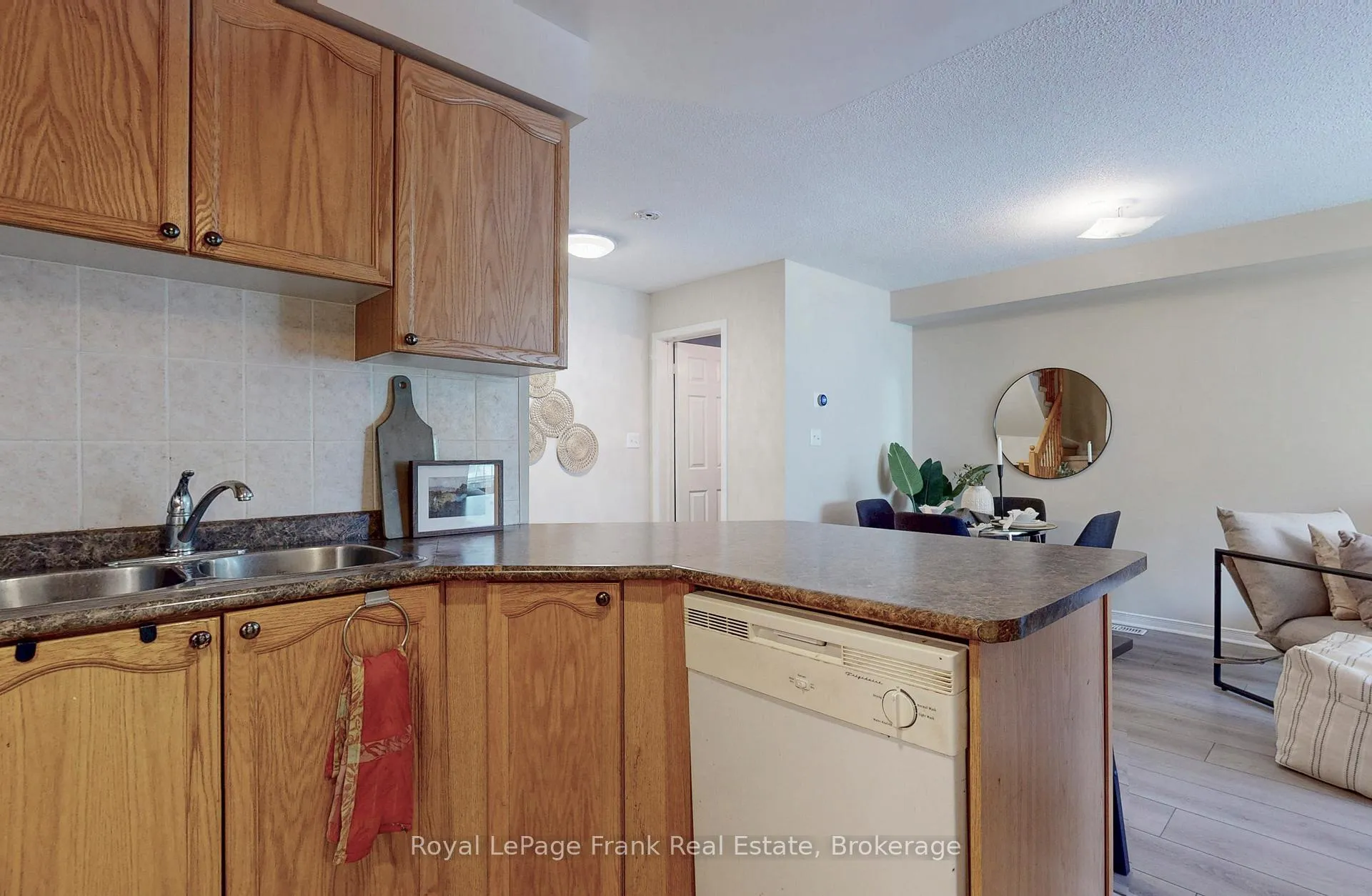 Photo 8 of 20 Cullcastle Street, Ajax, South West — HOMEH