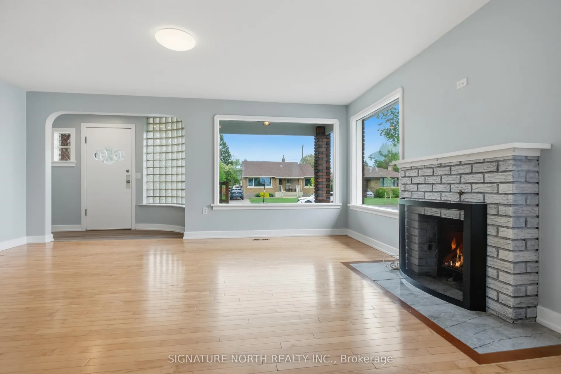 Photo 10 of 1830 Murray Avenue, Thunder Bay, Hyde Park — HOMEH