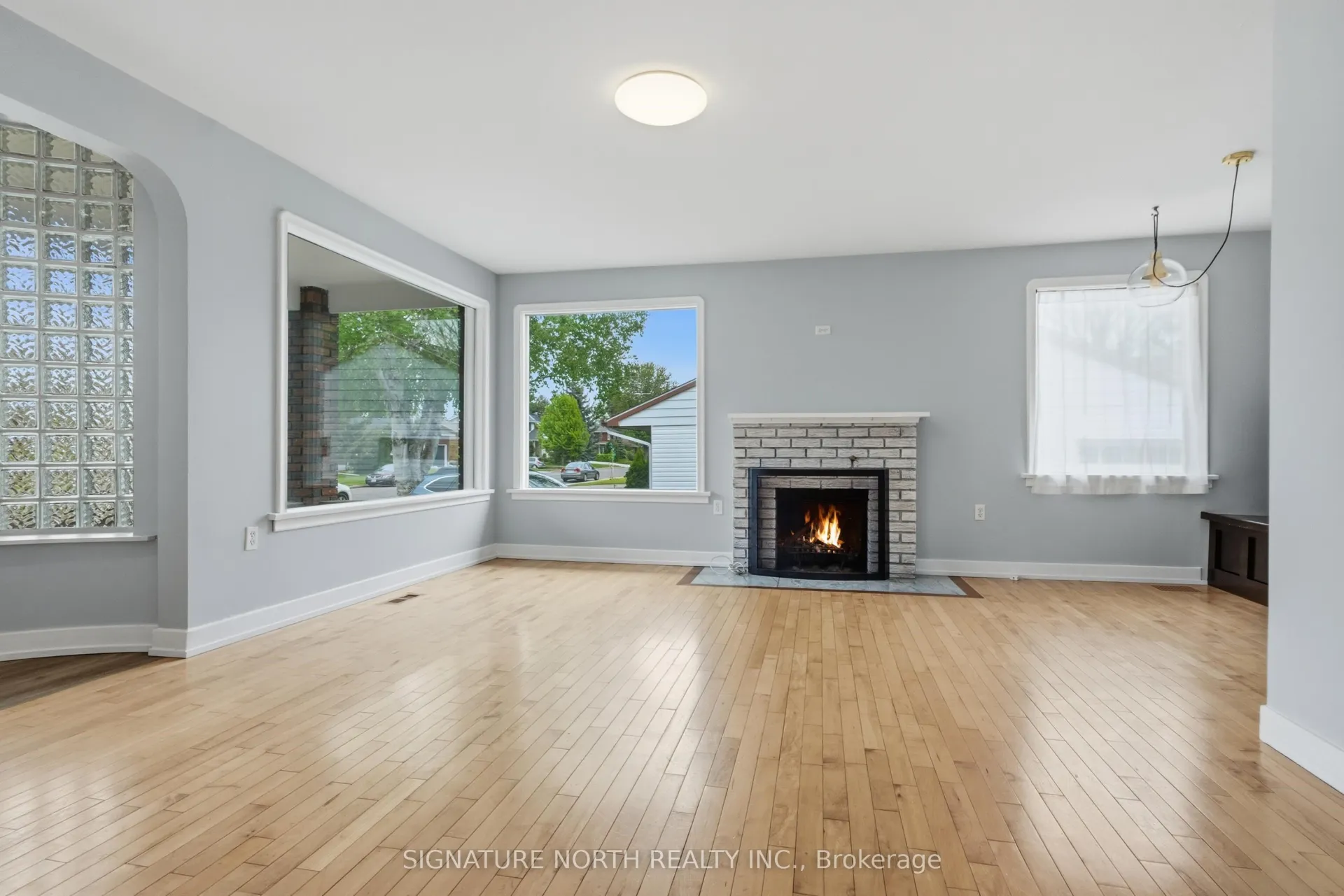 Photo 12 of 1830 Murray Avenue, Thunder Bay, Hyde Park — HOMEH