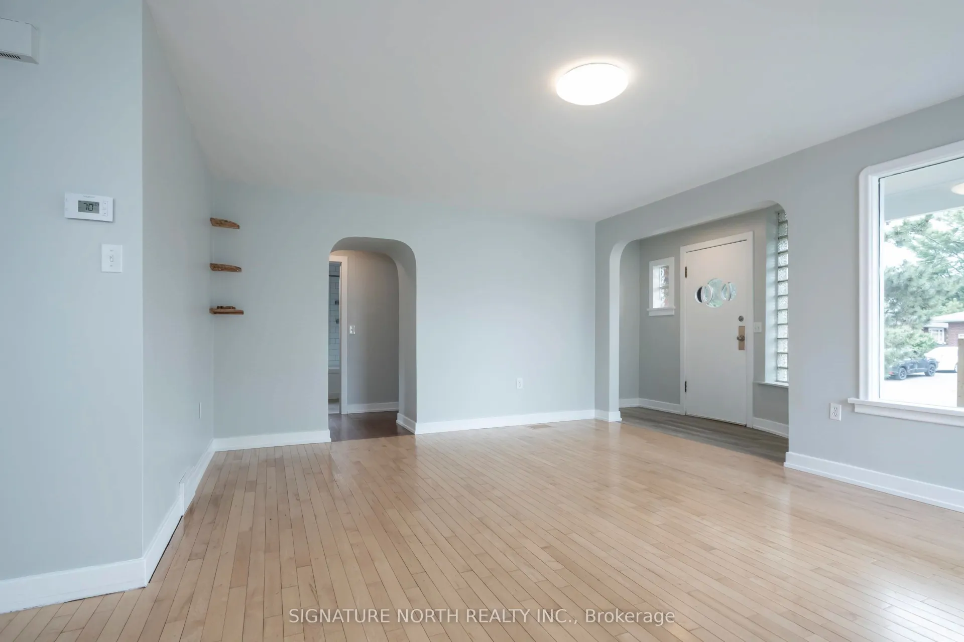 Photo 13 of 1830 Murray Avenue, Thunder Bay, Hyde Park — HOMEH