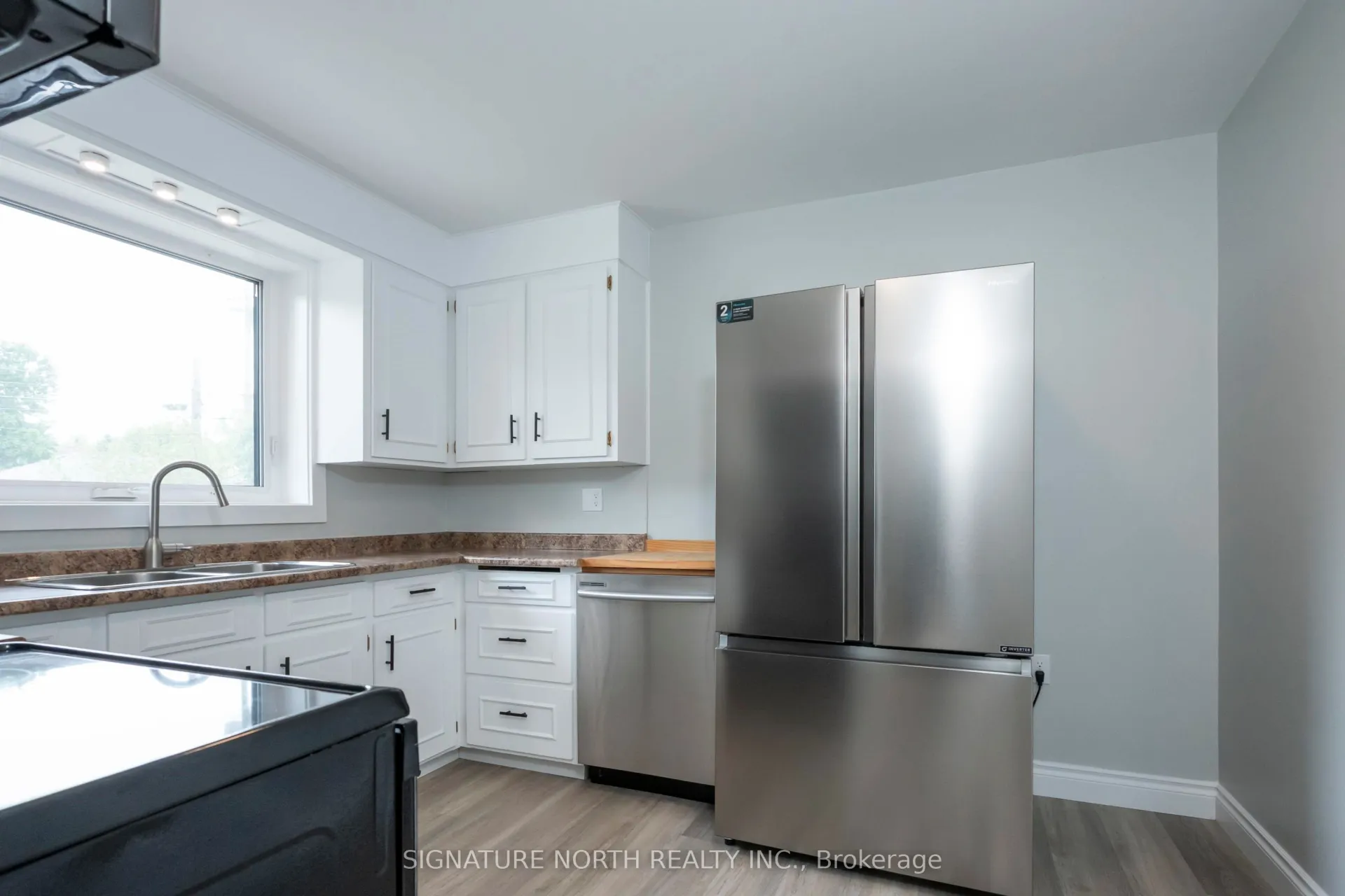 Photo 19 of 1830 Murray Avenue, Thunder Bay, Hyde Park — HOMEH