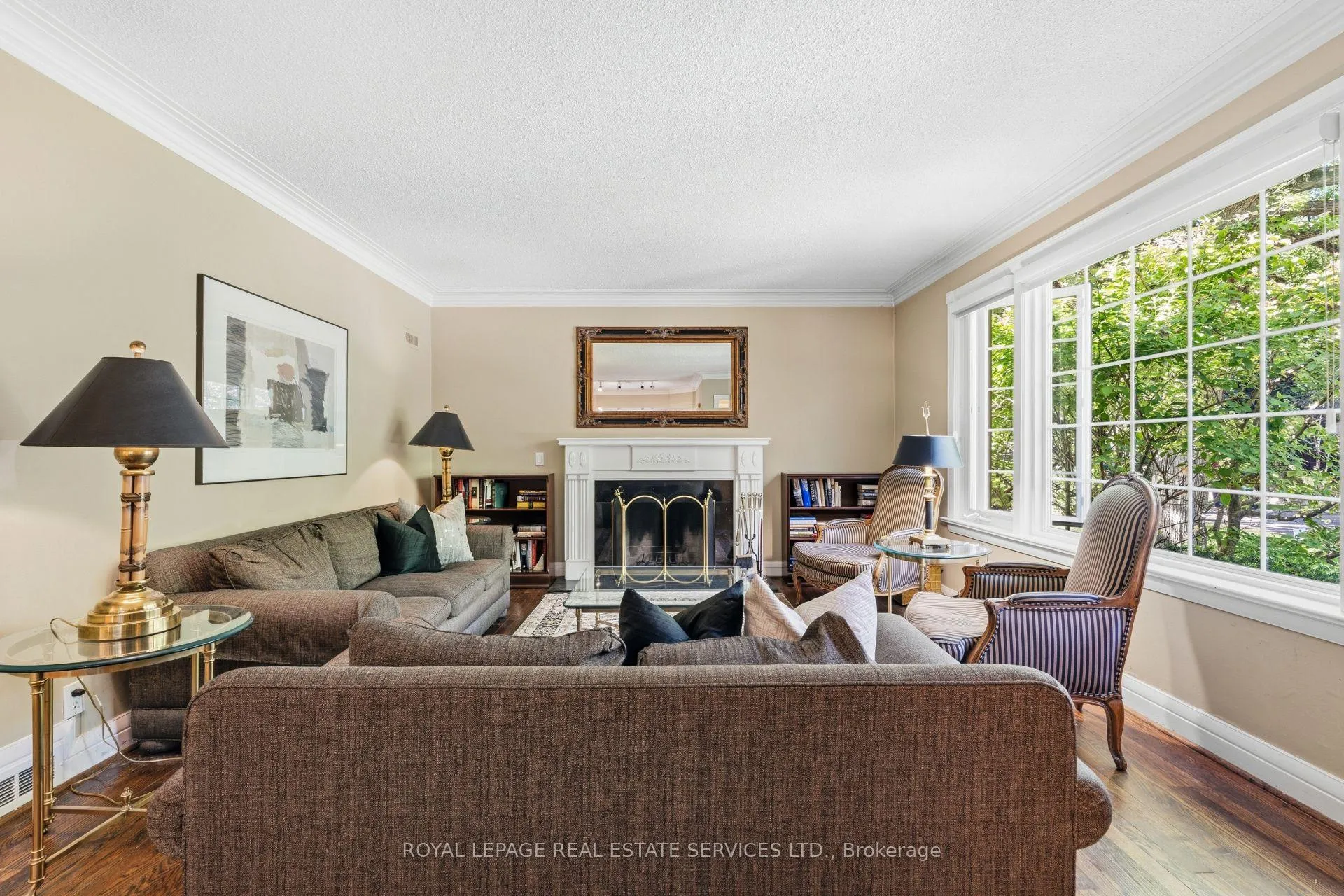 Photo 4 of 16 Princeton Road, Etobicoke, Kingsway South — HOMEH