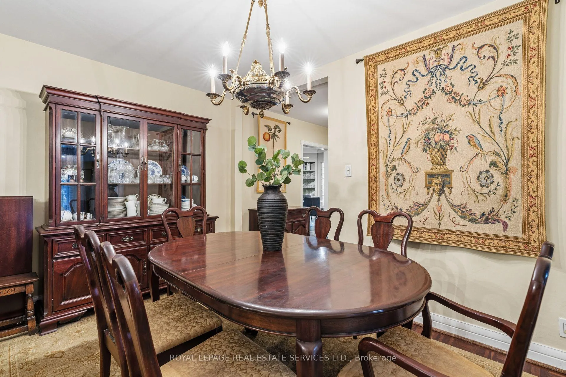 Photo 11 of 16 Princeton Road, Etobicoke, Kingsway South — HOMEH