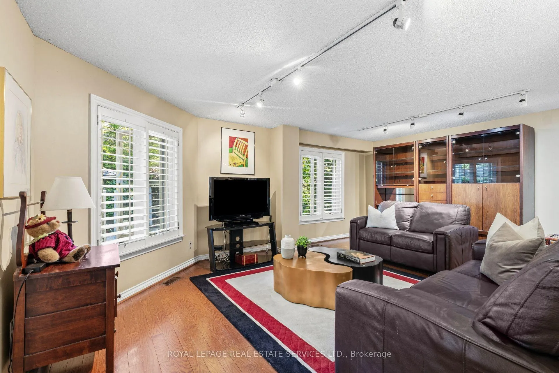 Photo 13 of 16 Princeton Road, Etobicoke, Kingsway South — HOMEH