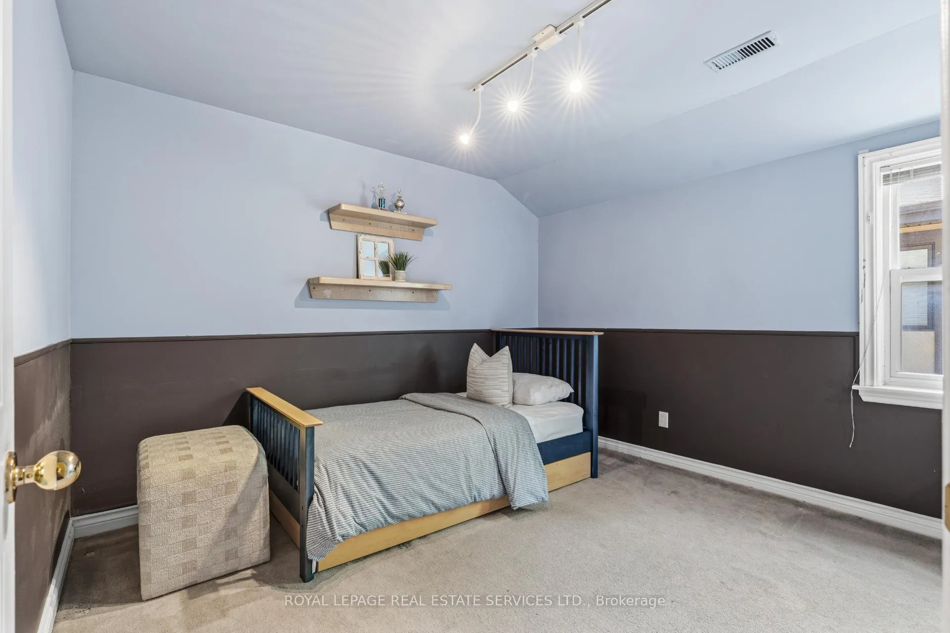 Photo 22 of 16 Princeton Road, Etobicoke, Kingsway South — HOMEH