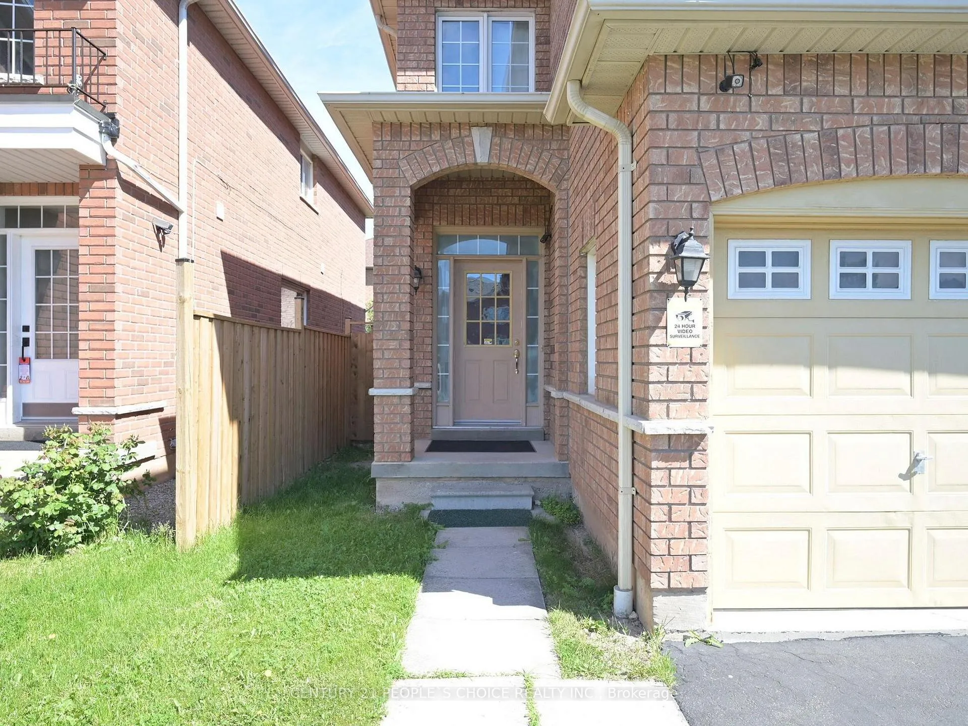 Photo 2 of 1082 Galesway Boulevard, Mississauga, East Credit — HOMEH