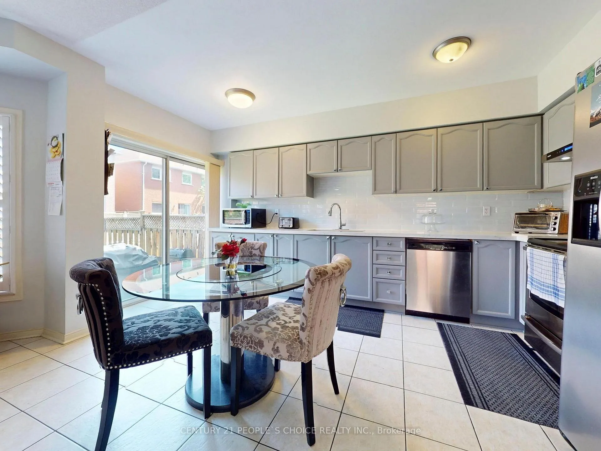 Photo 13 of 1082 Galesway Boulevard, Mississauga, East Credit — HOMEH