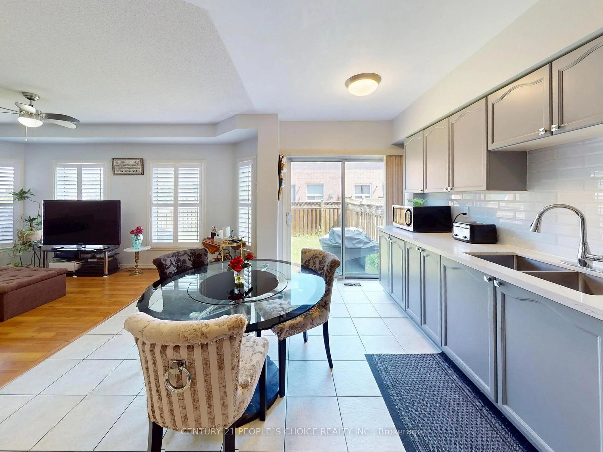 Photo 14 of 1082 Galesway Boulevard, Mississauga, East Credit — HOMEH