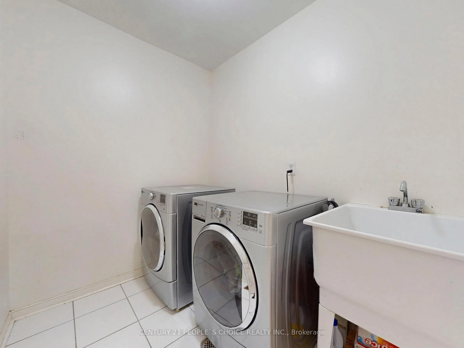 Photo 34 of 1082 Galesway Boulevard, Mississauga, East Credit — HOMEH
