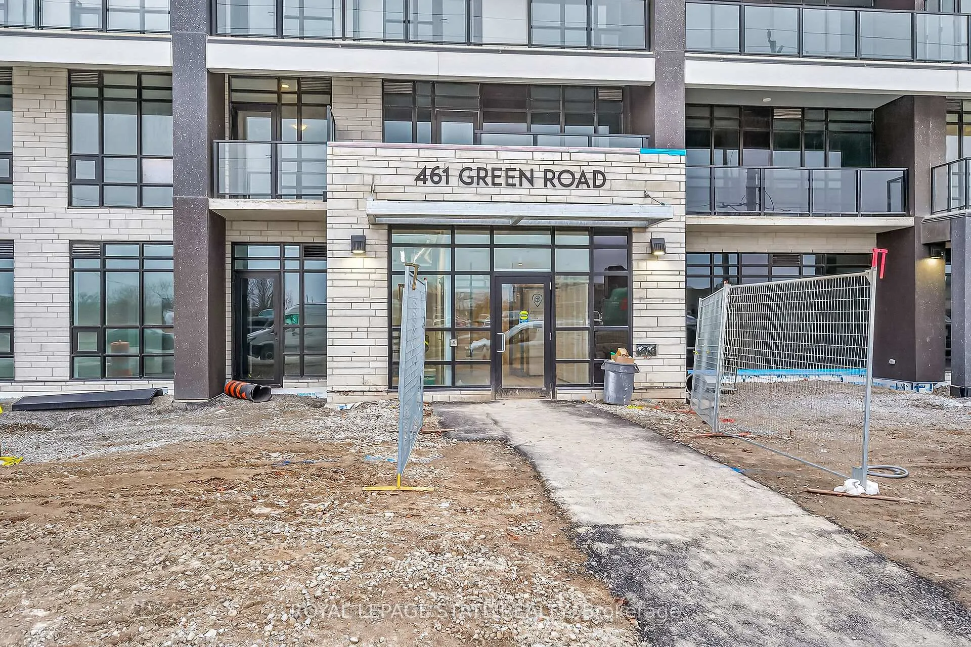 Photo 2 of Unit 327, 461 Green Road, Hamilton, Lakeshore — HOMEH