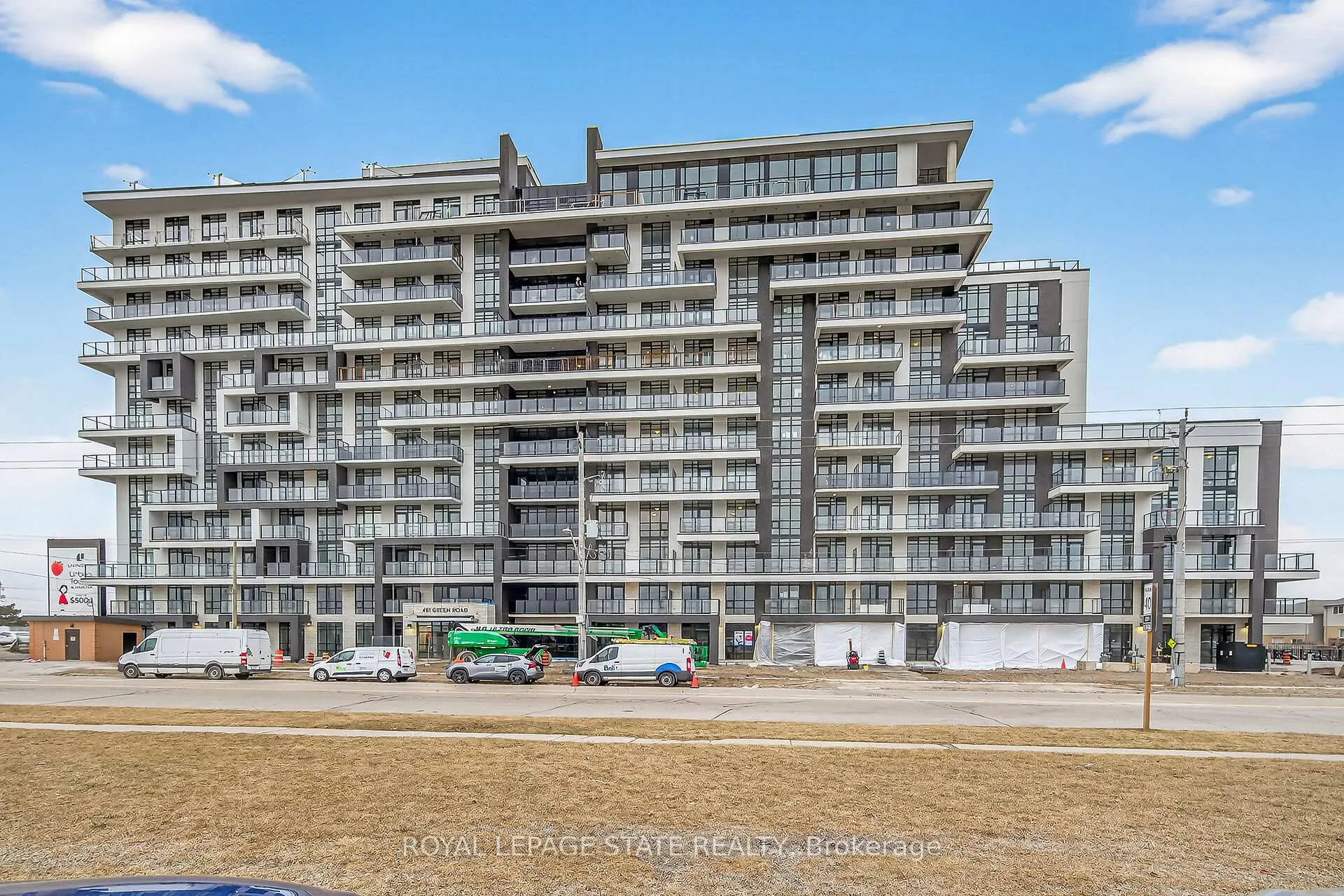 Photo 3 of Unit 327, 461 Green Road, Hamilton, Lakeshore — HOMEH