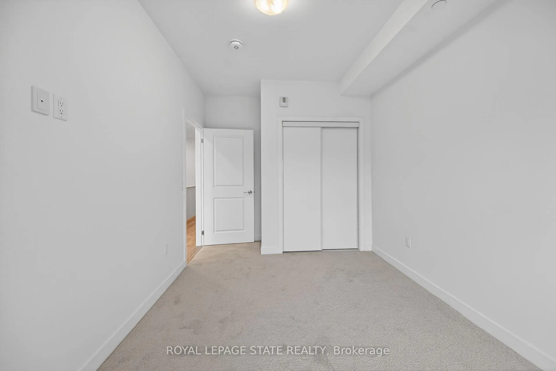 Photo 16 of Unit 327, 461 Green Road, Hamilton, Lakeshore — HOMEH