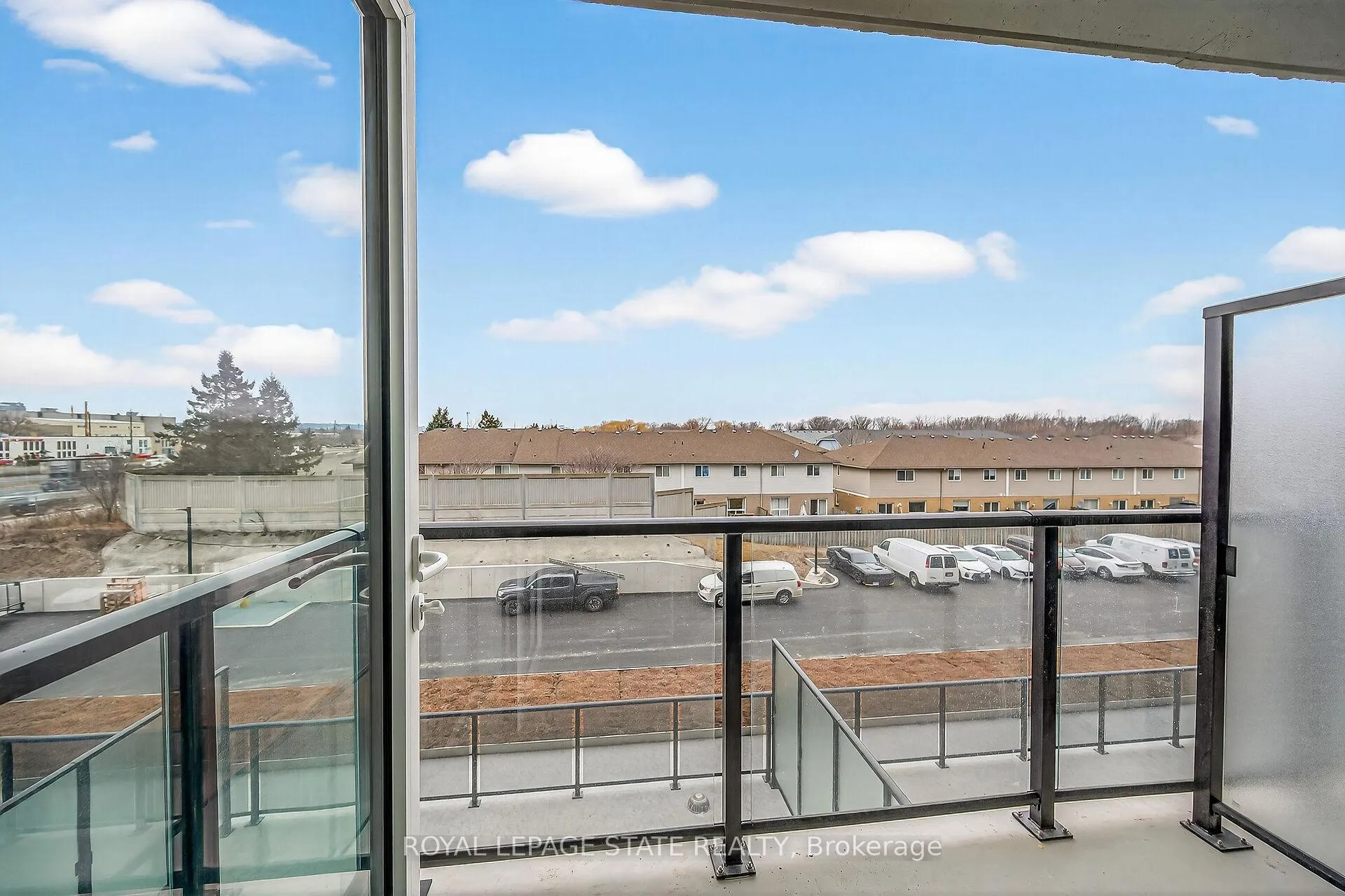 Photo 22 of Unit 327, 461 Green Road, Hamilton, Lakeshore — HOMEH