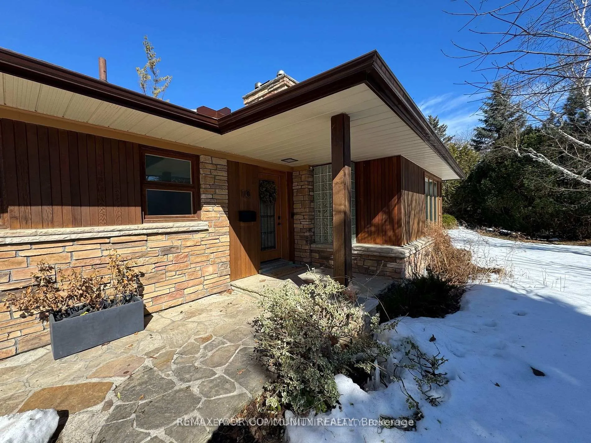 Photo 1 of 10 Fredericton Road, Markham, Markham Village — HOMEH