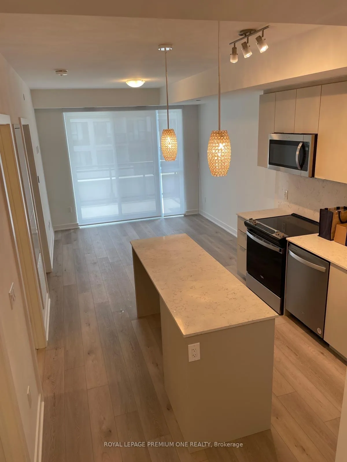Photo 6 of Unit 412, 770 Whitlock Avenue, Milton, Cobban — HOMEH