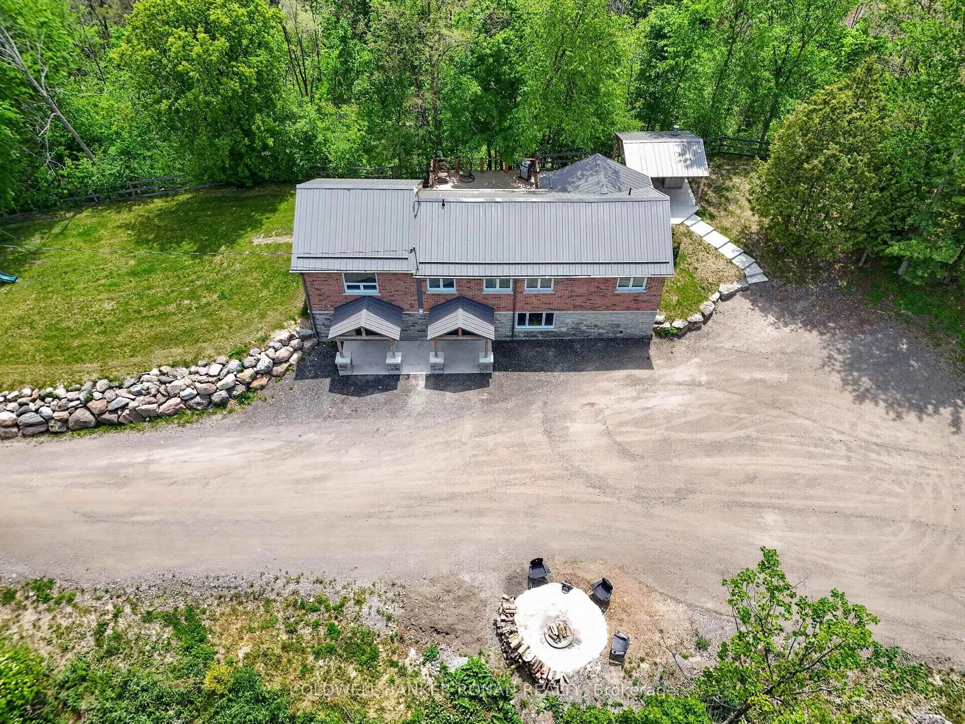 Photo 3 of 2946 Concession Rd 3, Adjala-Tosorontio, Rural Adjala-Tosorontio — HOMEH