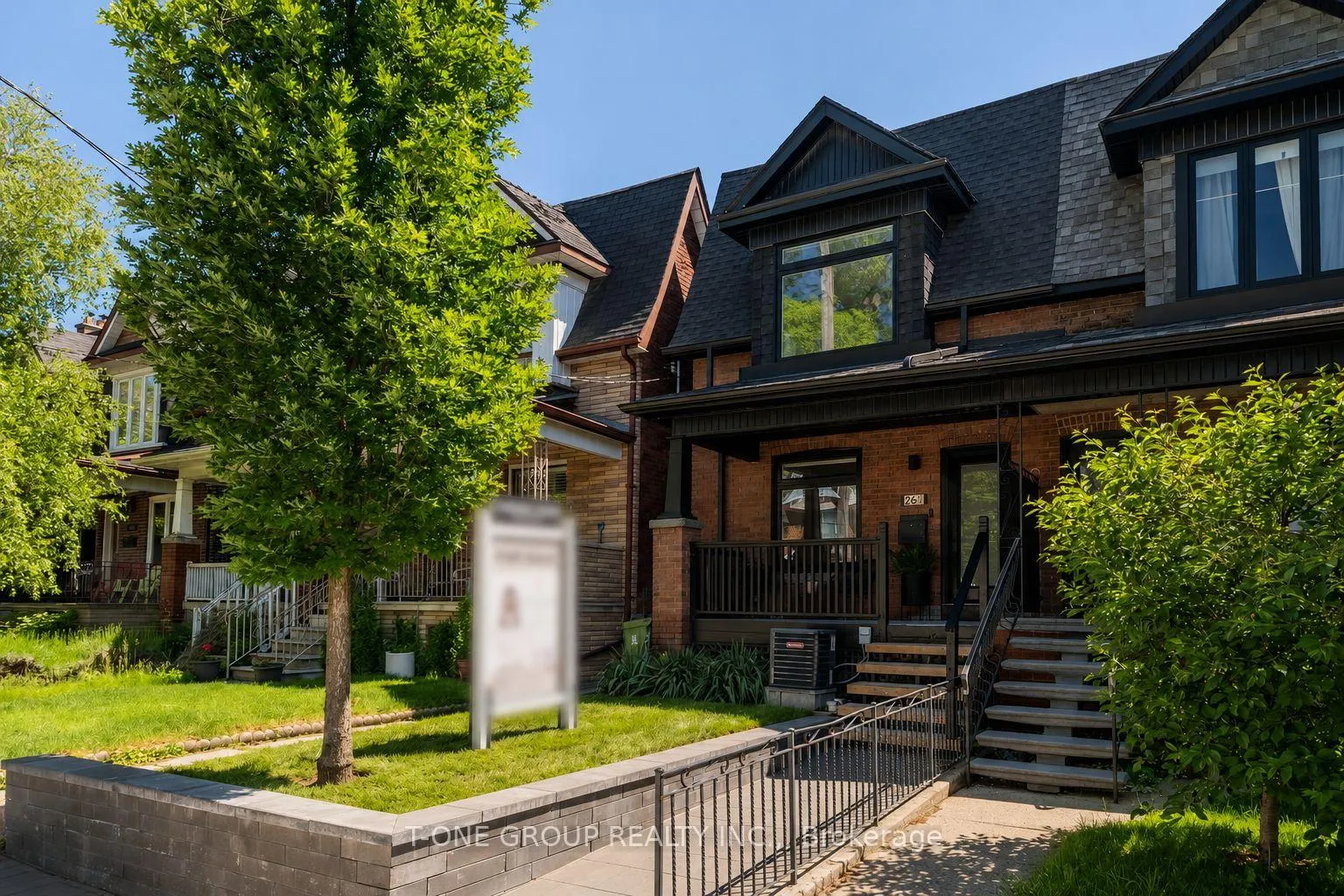 Photo 2 of 261 Margueretta Street, Toronto, Dufferin Grove — HOMEH