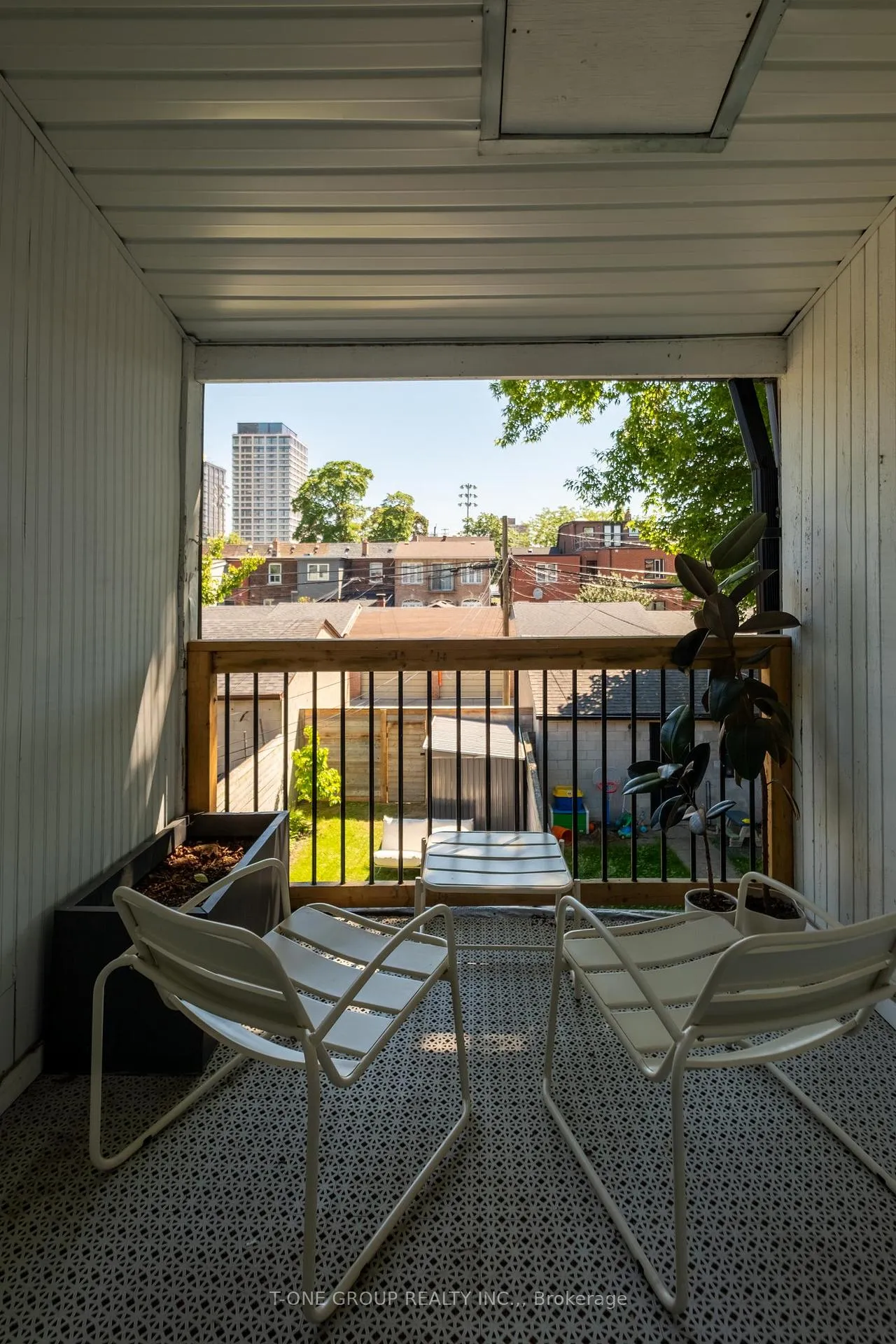 Photo 34 of 261 Margueretta Street, Toronto, Dufferin Grove — HOMEH