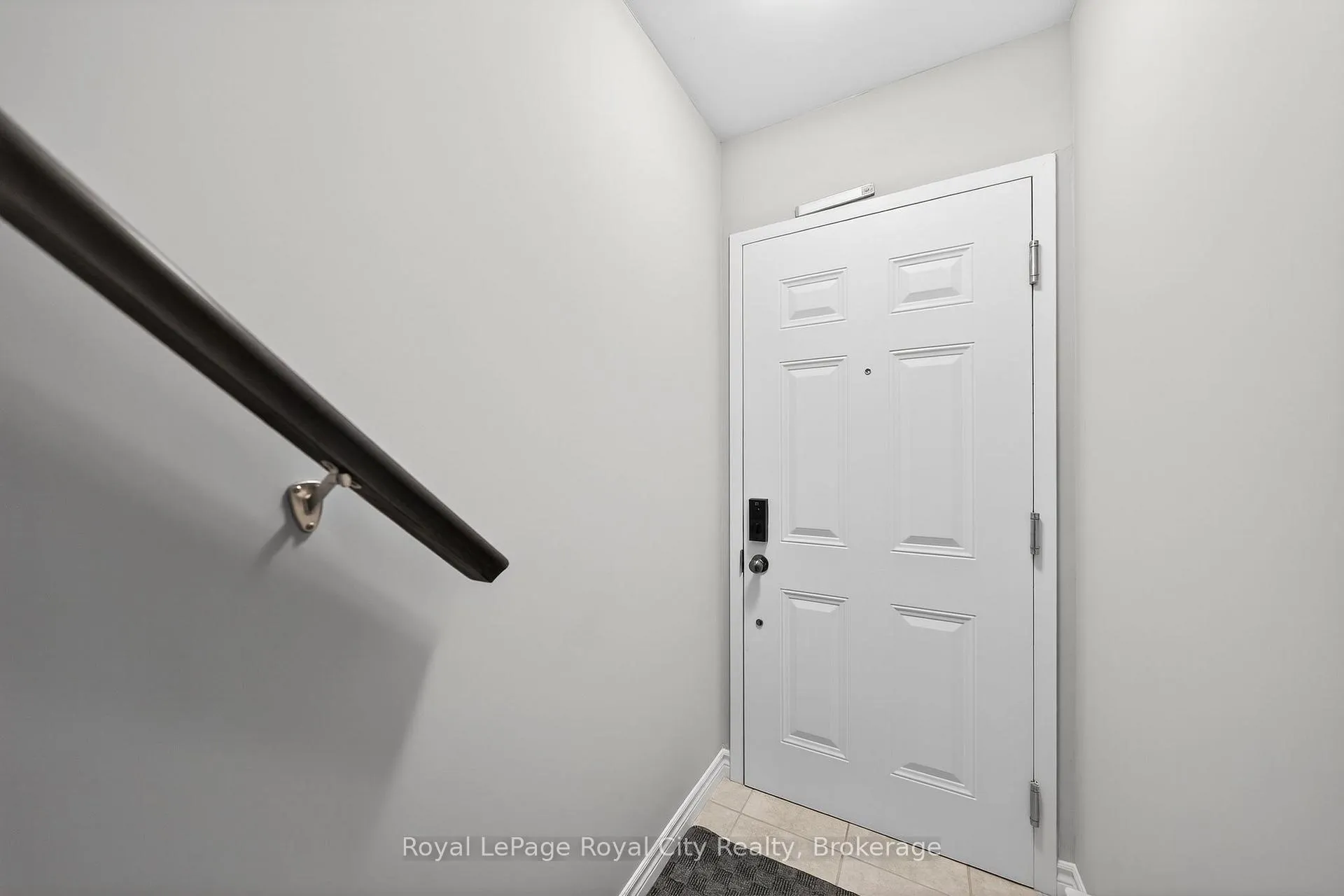 Photo 3 of Unit 1B, 85 Mullin Drive, Guelph, Victoria North — HOMEH