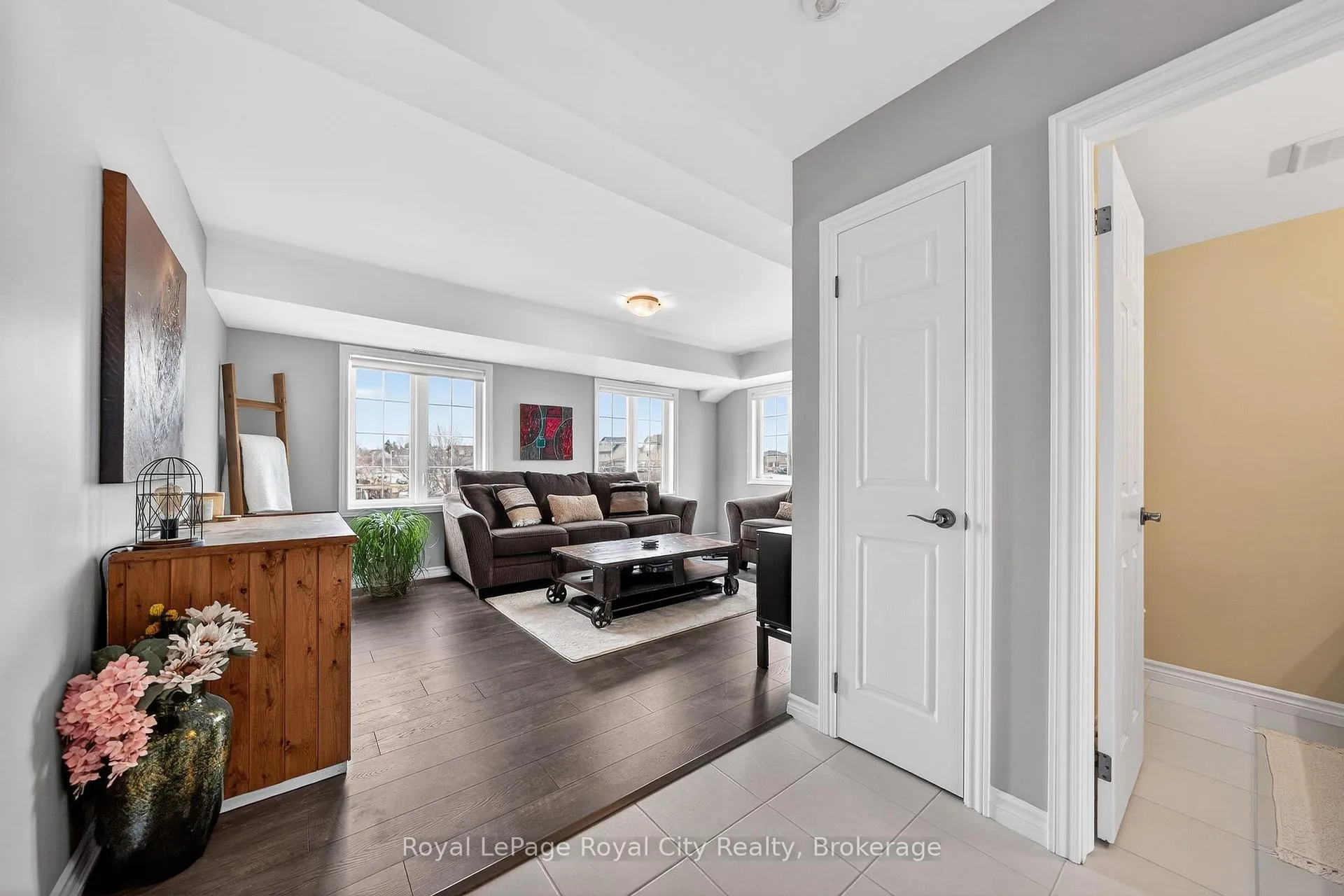 Photo 4 of Unit 1B, 85 Mullin Drive, Guelph, Victoria North — HOMEH