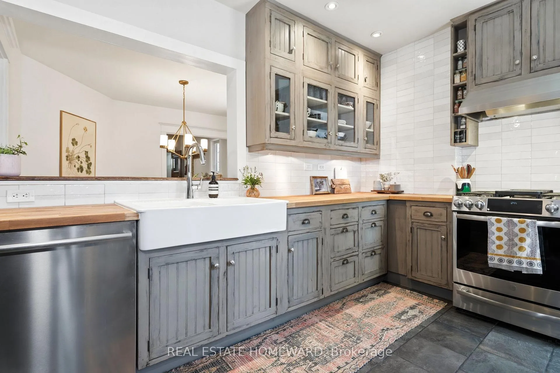 Photo 15 of 149 Wolverleigh Boulevard, Toronto, Danforth — HOMEH