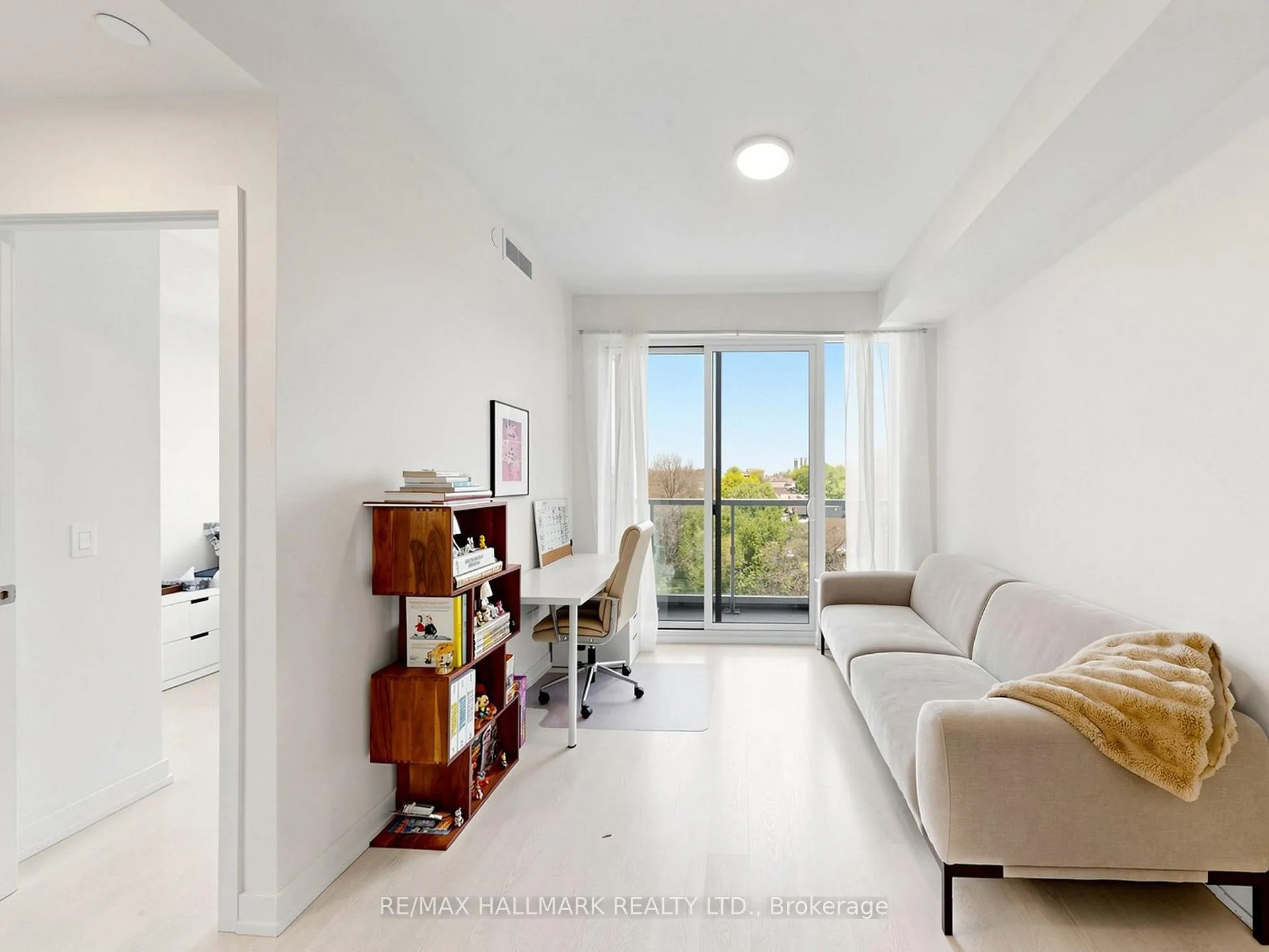 Photo 3 of Unit 612, 415 Main Street W, Hamilton, Kirkendall — HOMEH