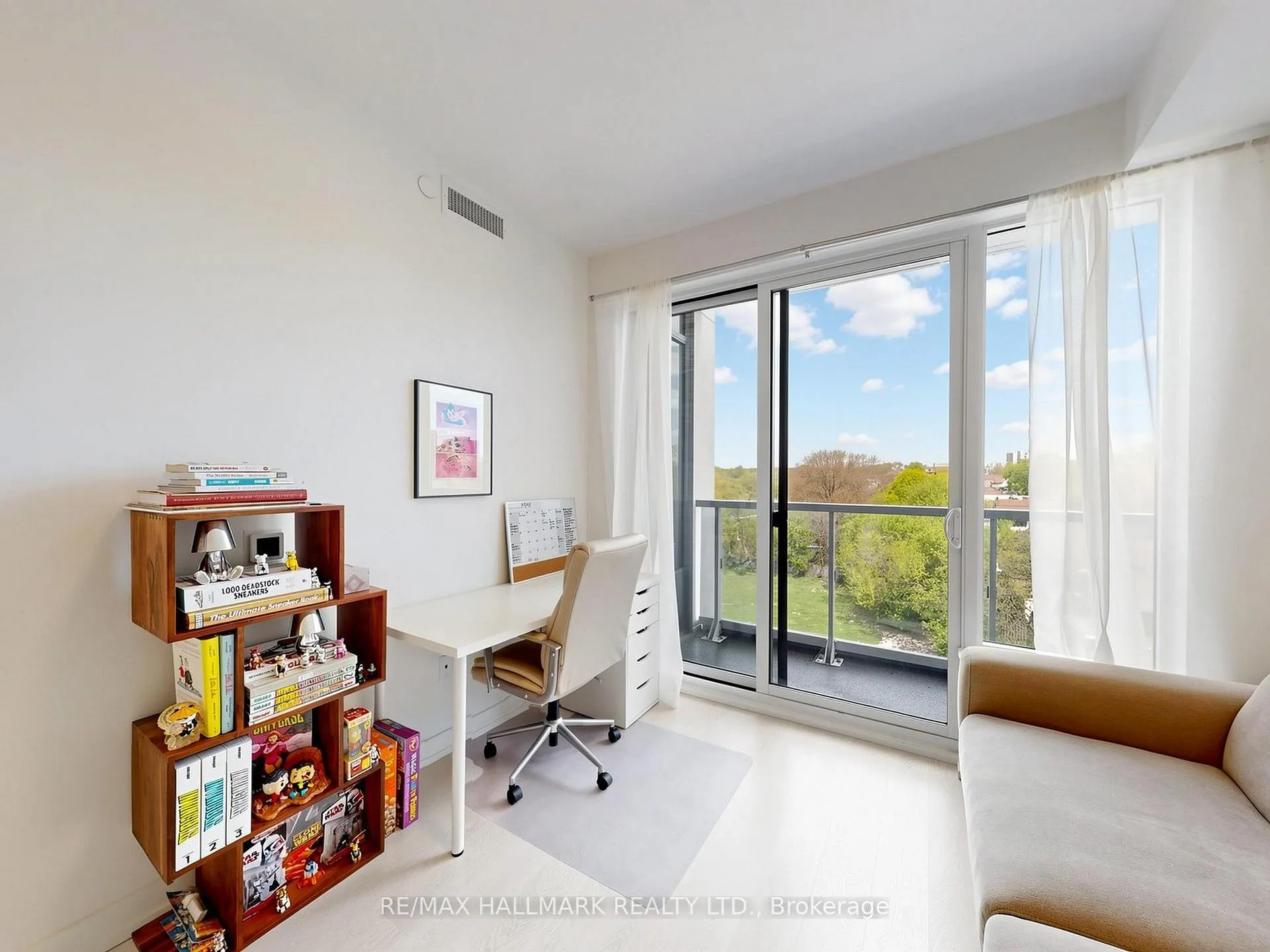 Photo 4 of Unit 612, 415 Main Street W, Hamilton, Kirkendall — HOMEH