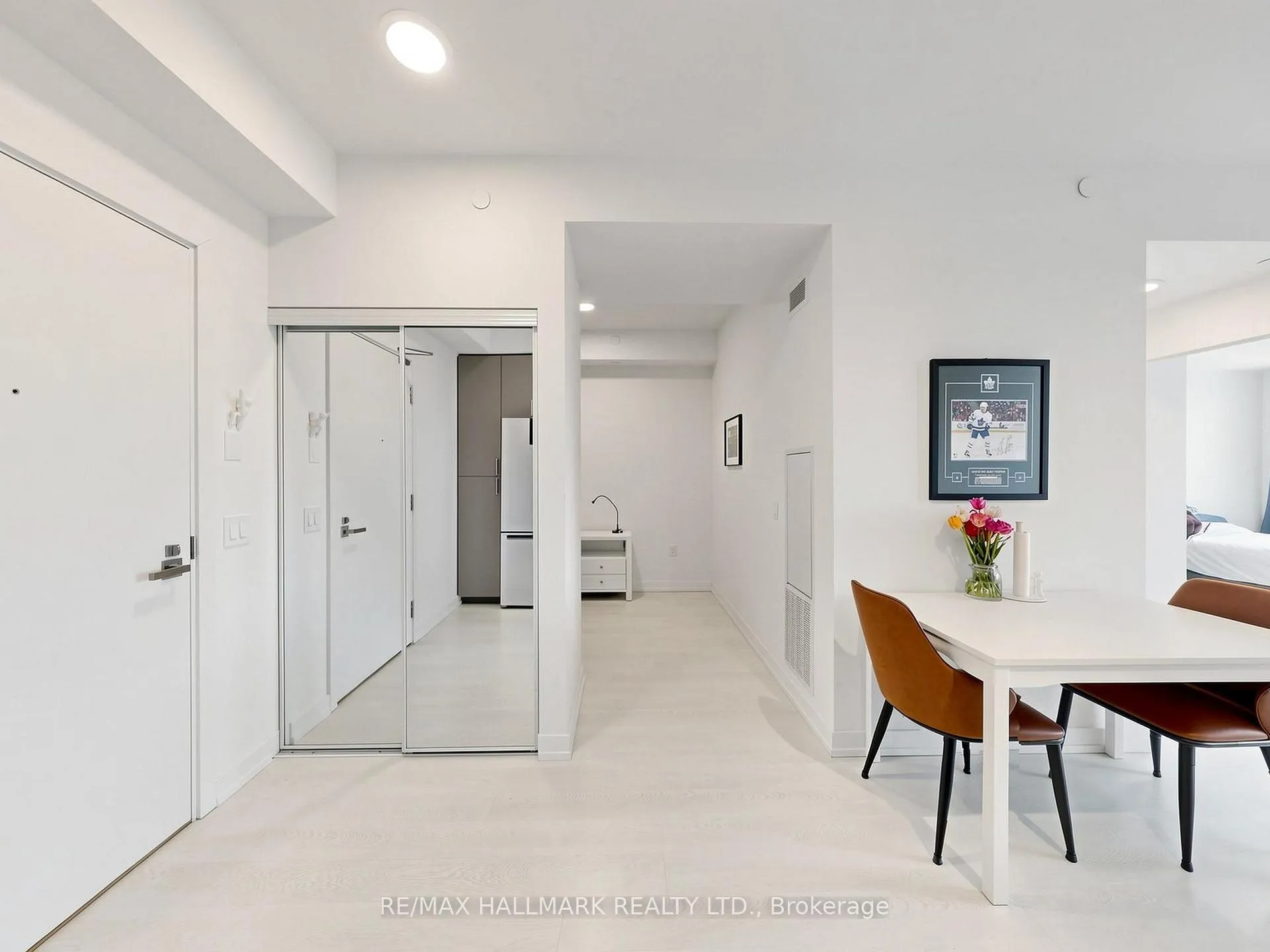 Photo 19 of Unit 612, 415 Main Street W, Hamilton, Kirkendall — HOMEH