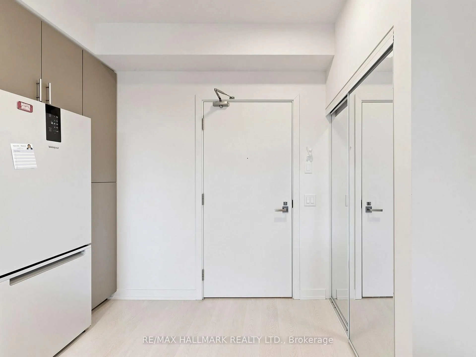 Photo 22 of Unit 612, 415 Main Street W, Hamilton, Kirkendall — HOMEH