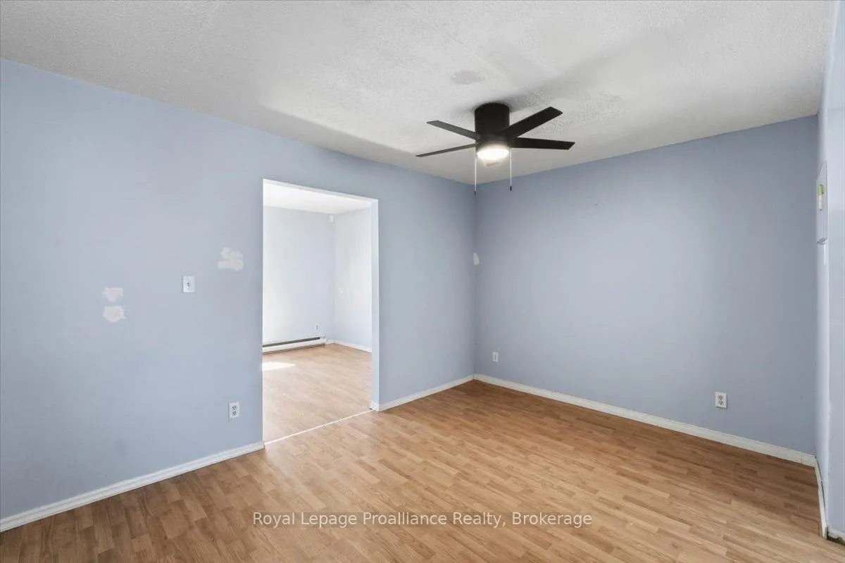 Photo 5 of Unit G, 209 North Park Street, Belleville, Belleville Ward — HOMEH