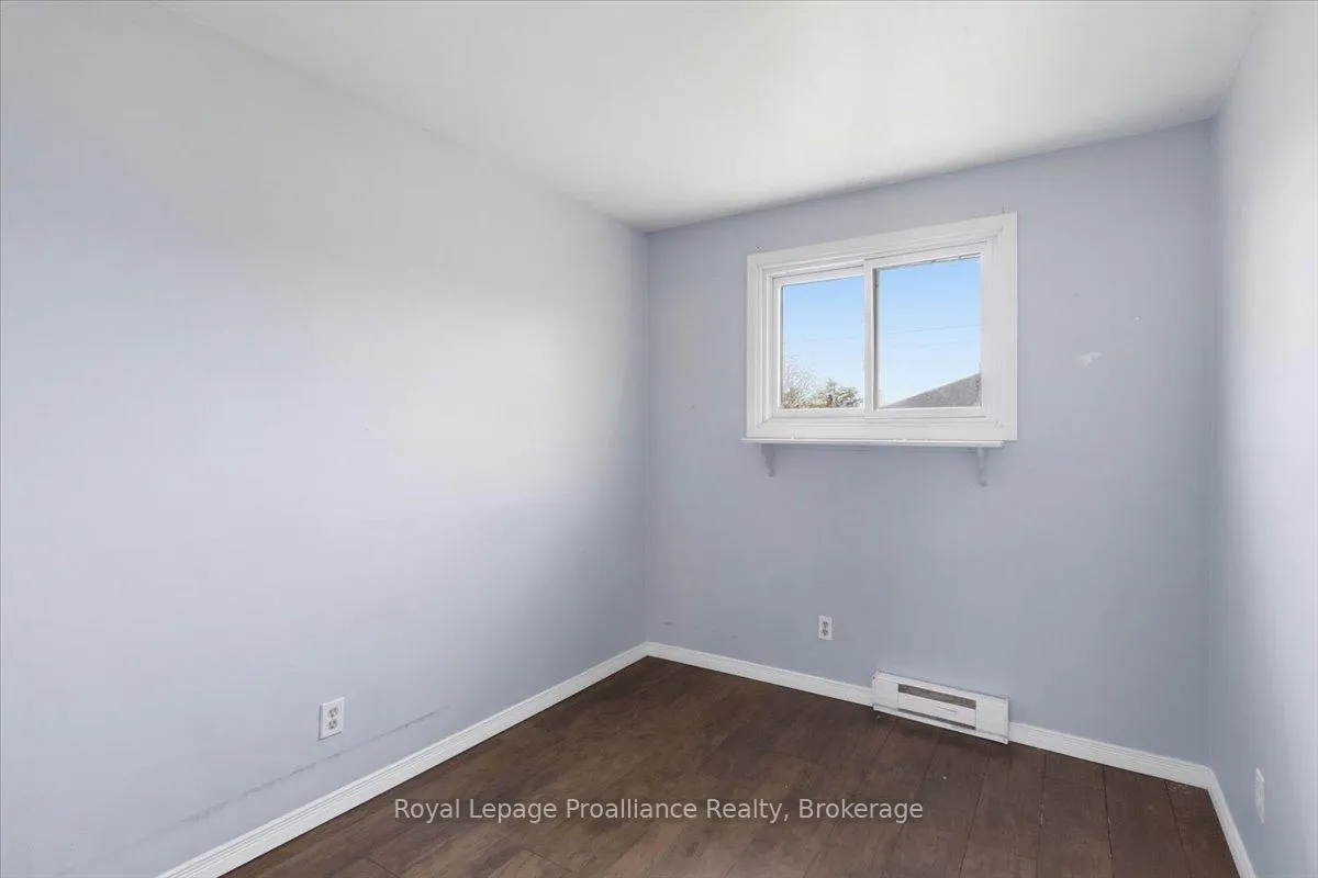 Photo 15 of Unit G, 209 North Park Street, Belleville, Belleville Ward — HOMEH