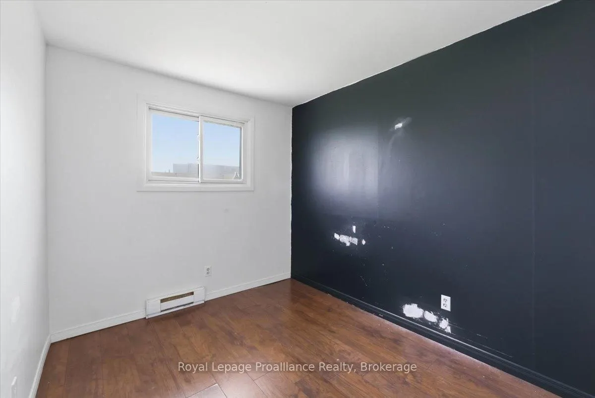 Photo 16 of Unit G, 209 North Park Street, Belleville, Belleville Ward — HOMEH