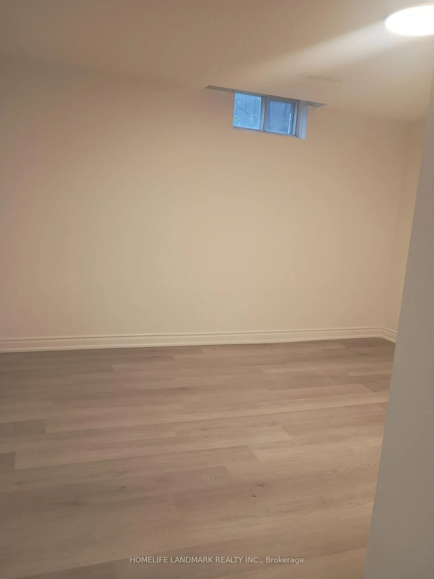 Photo 15 of 112 Holm Crescent, Markham, Aileen-Willowbrook — HOMEH