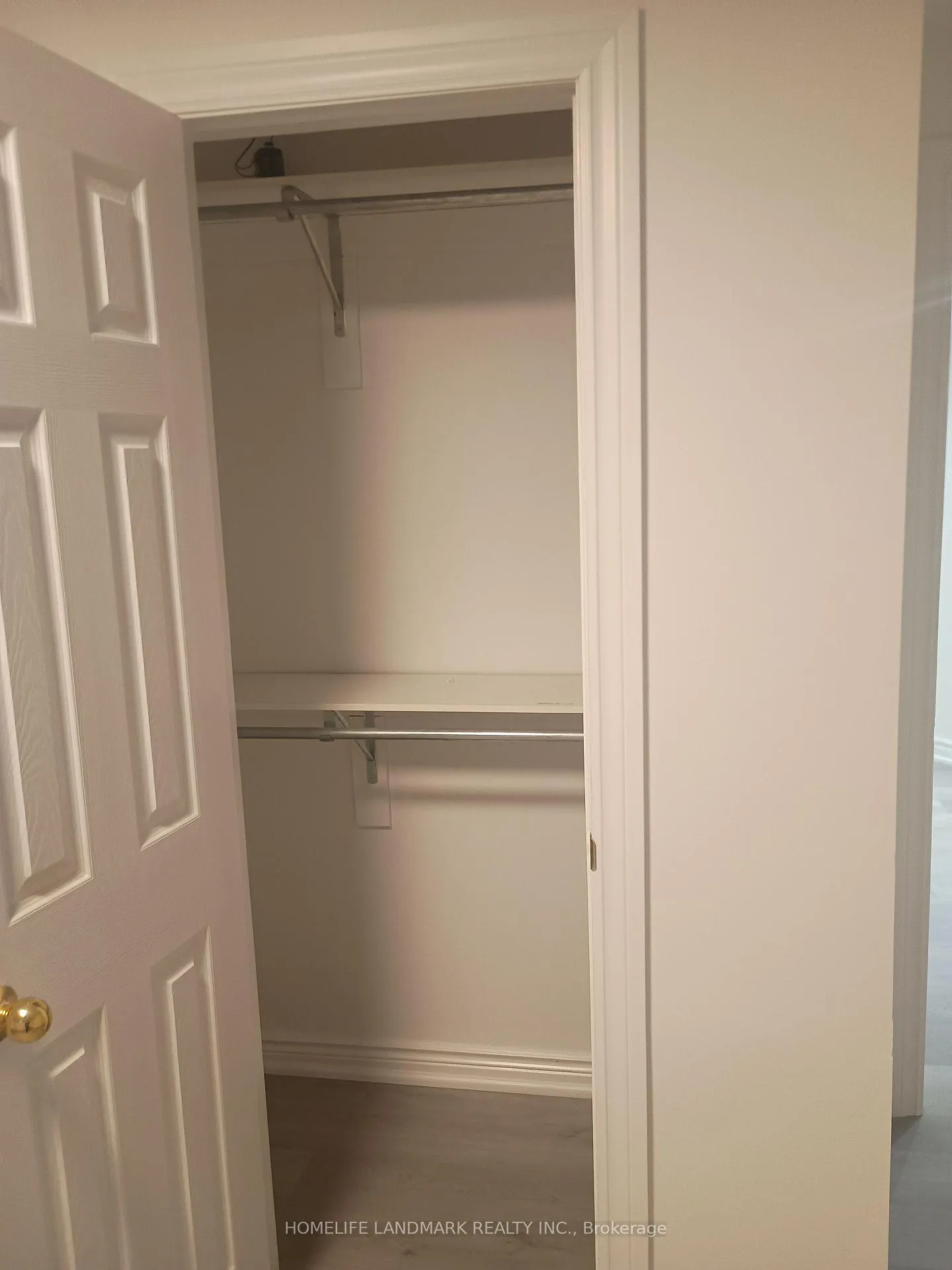 Photo 19 of 112 Holm Crescent, Markham, Aileen-Willowbrook — HOMEH