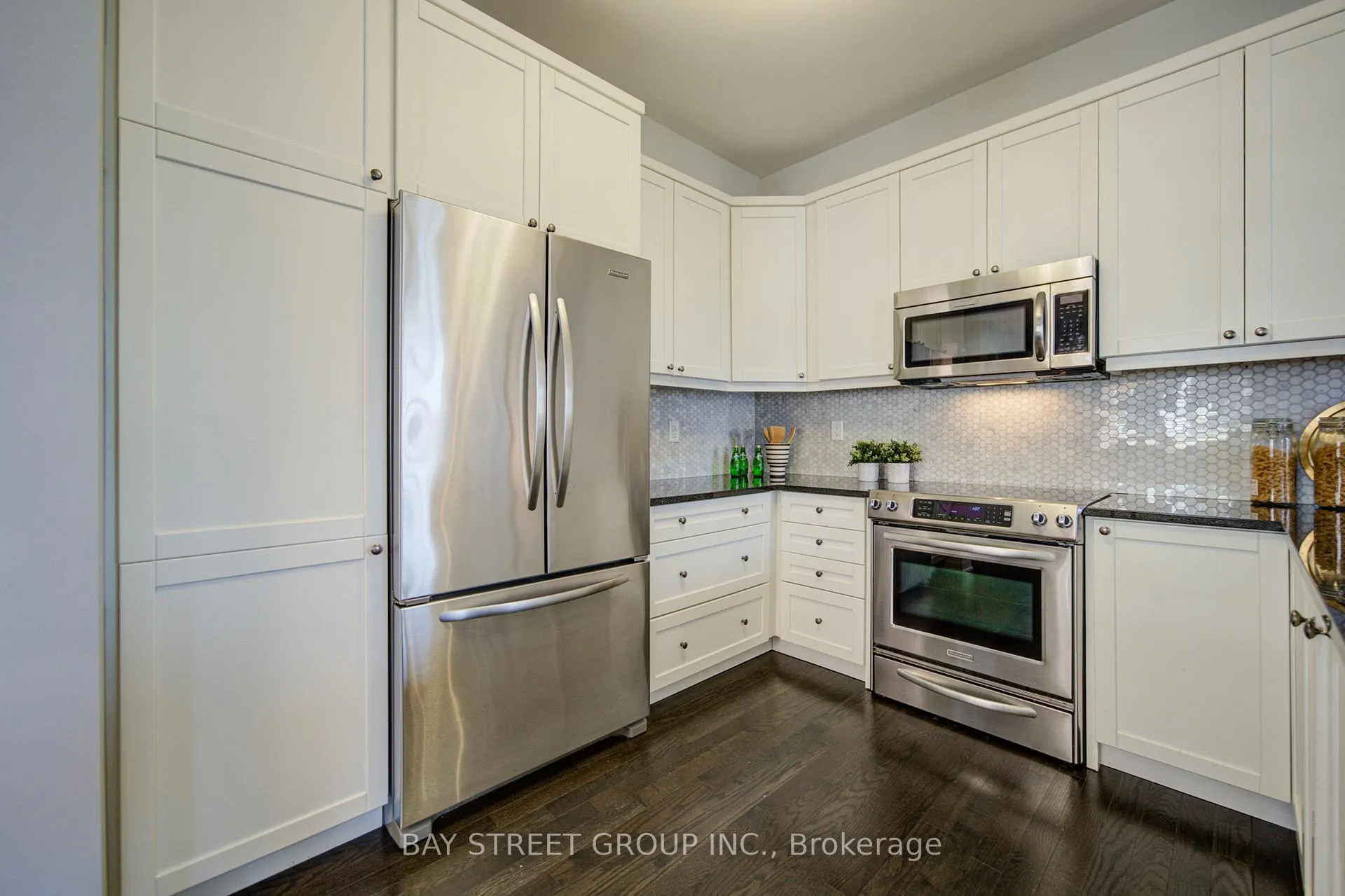 Photo 12 of 60 Buckle Crescent, Aurora, Rural Aurora — HOMEH