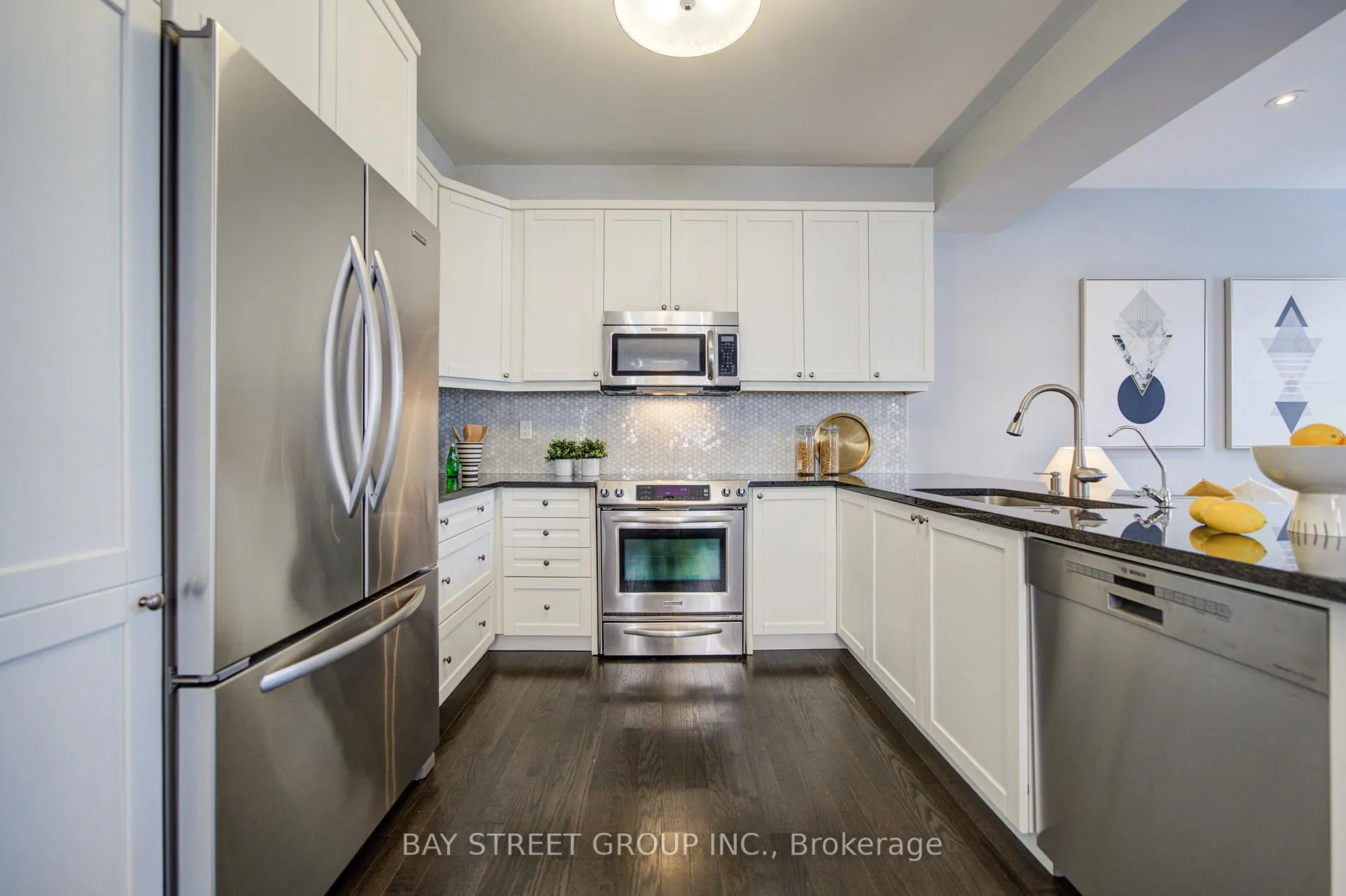 Photo 36 of 60 Buckle Crescent, Aurora, Rural Aurora — HOMEH
