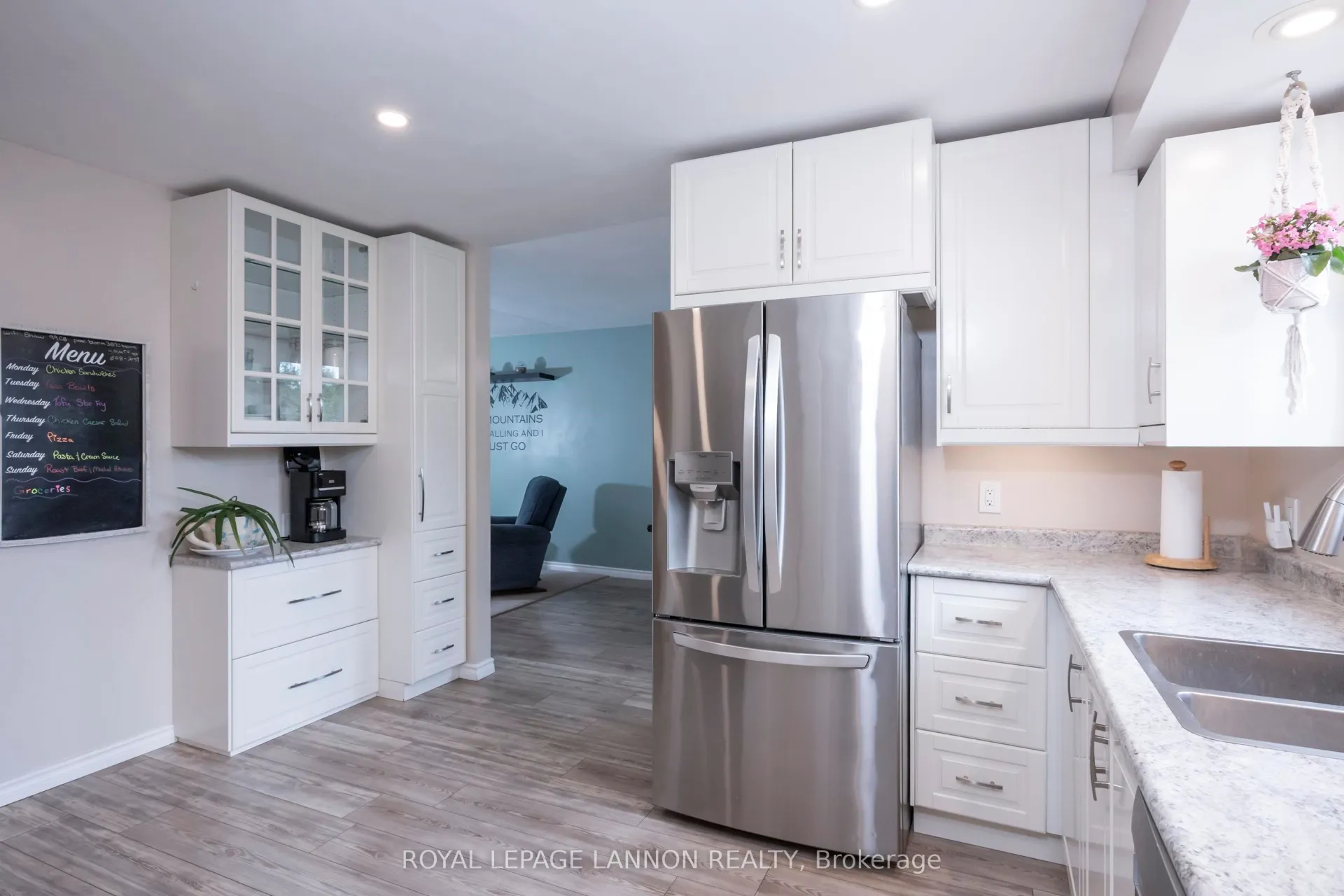 Photo 13 of 159 Woodside Street, Thunder Bay, Grandview — HOMEH